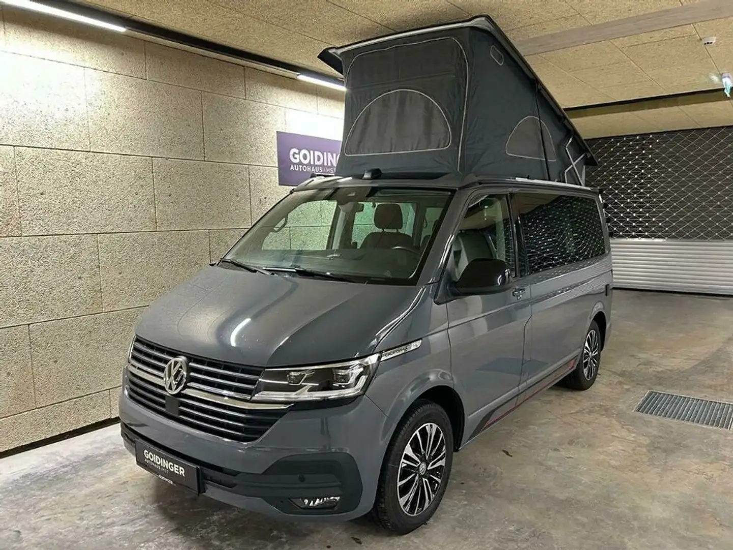Volkswagen T6 California Beach Tour 4Motion DSG Grau - 1