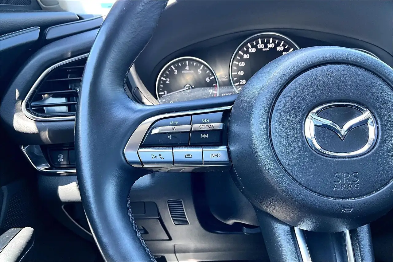 Mazda CX-30 снимка Mazda CX-30