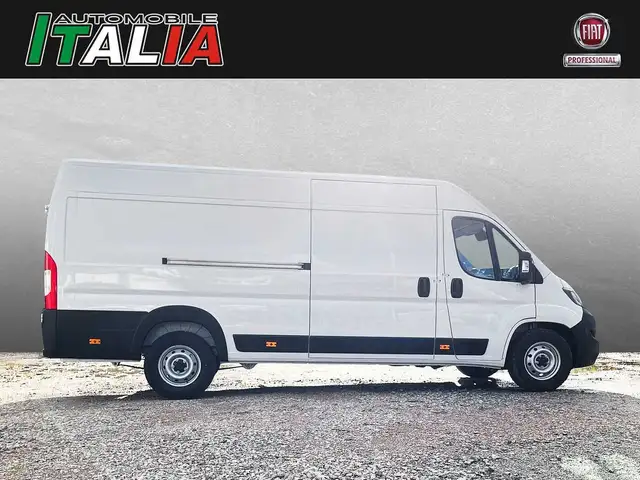 Fiat Ducato view 4