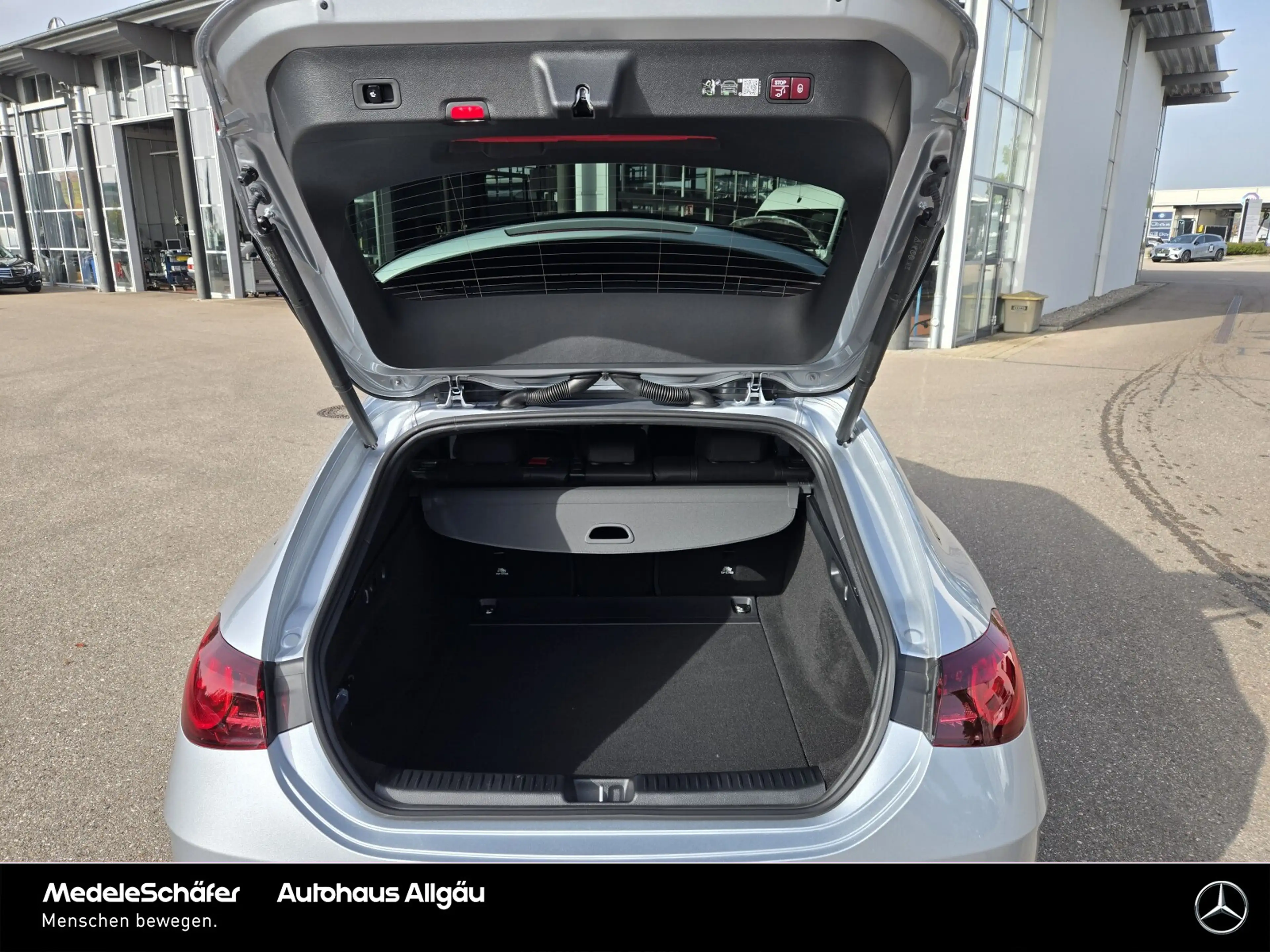Mercedes-Benz CLA 200 CLA 200 4M SB AMG+ Night Distr SuperScr AHK Burm — photo 11