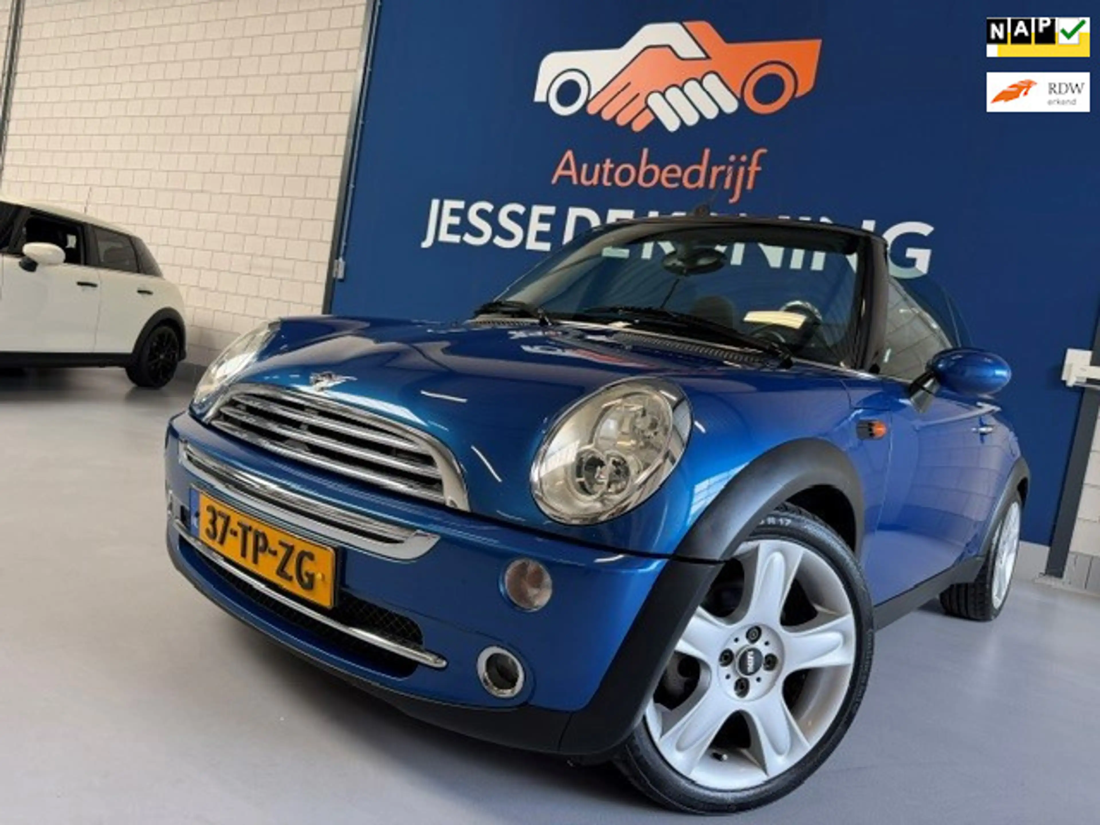 MINI Cooper Cabrio 1.6 Pepper Cabriolet / 1e eigenaar / boekjes / NAP