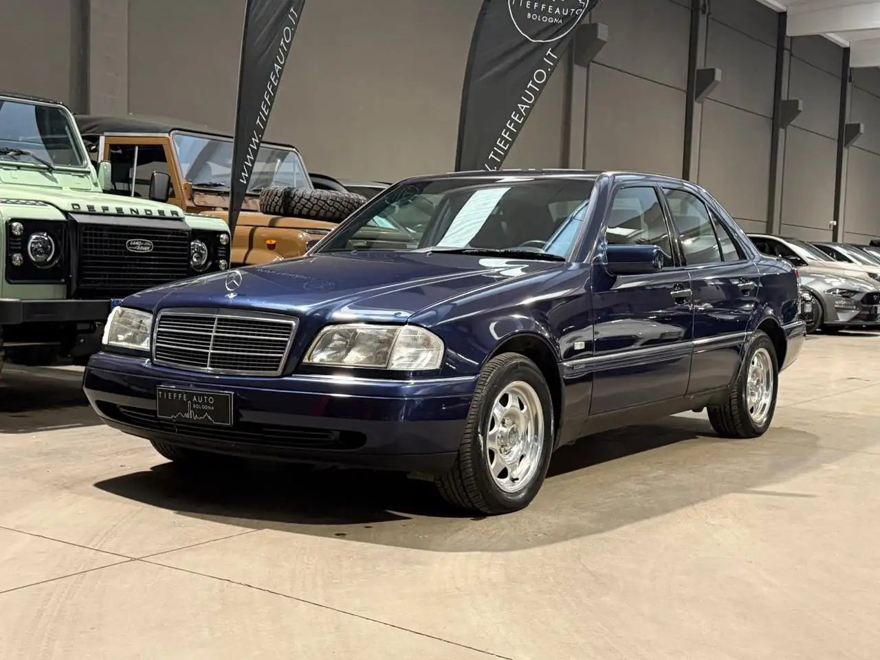 Mercedes-Benz C 200