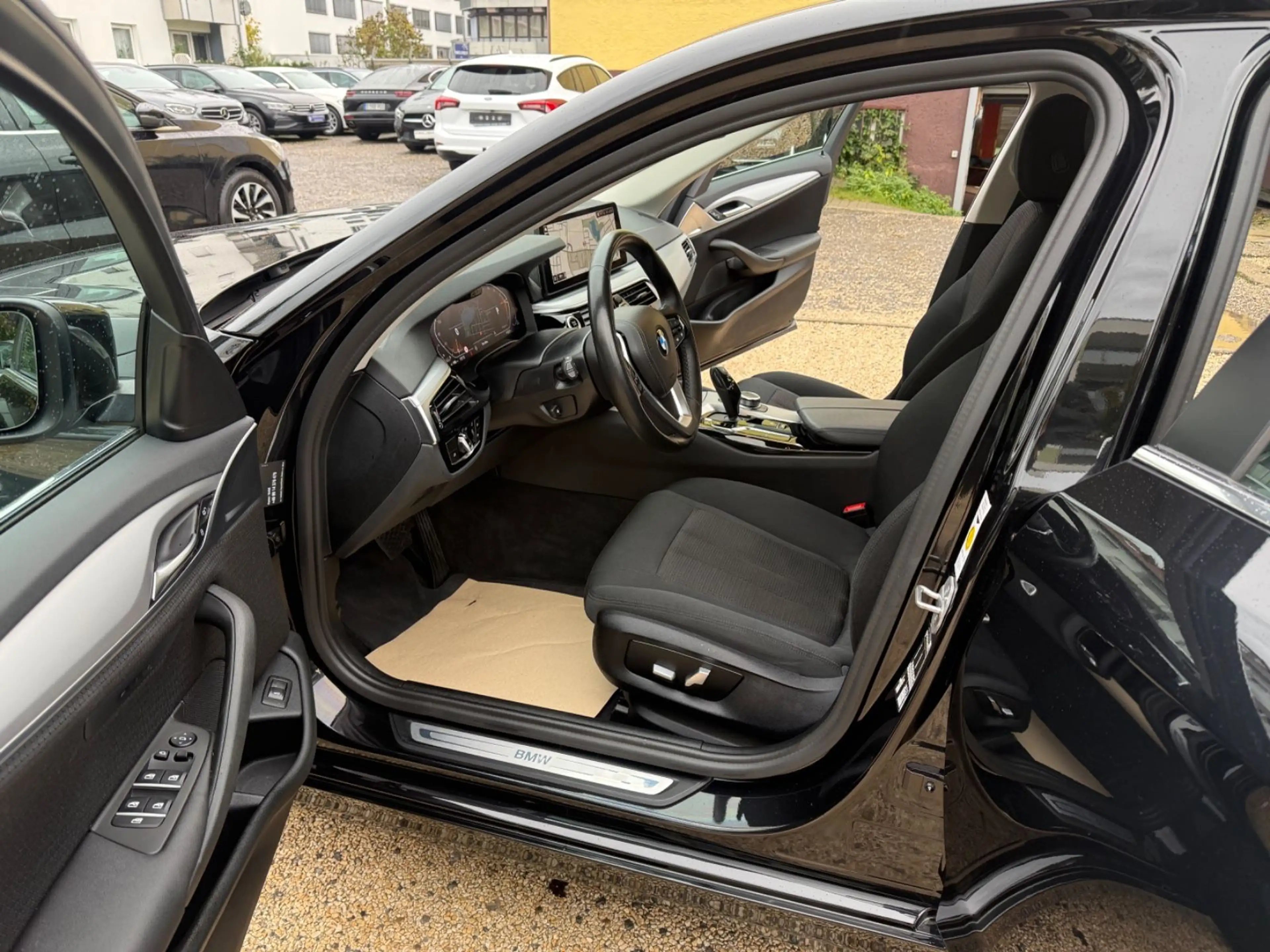 BMW 520 d Touring Driving Assistant Profes Memory — photo 9