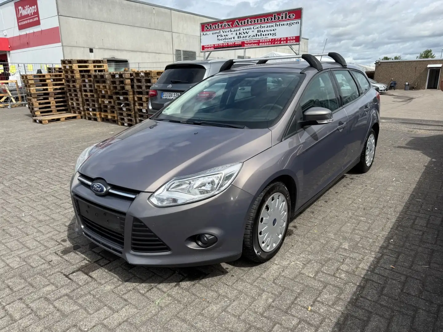 Hyundai i30 cw Trend,Klima,Navi,Kamera,Euro5b Silber - 1