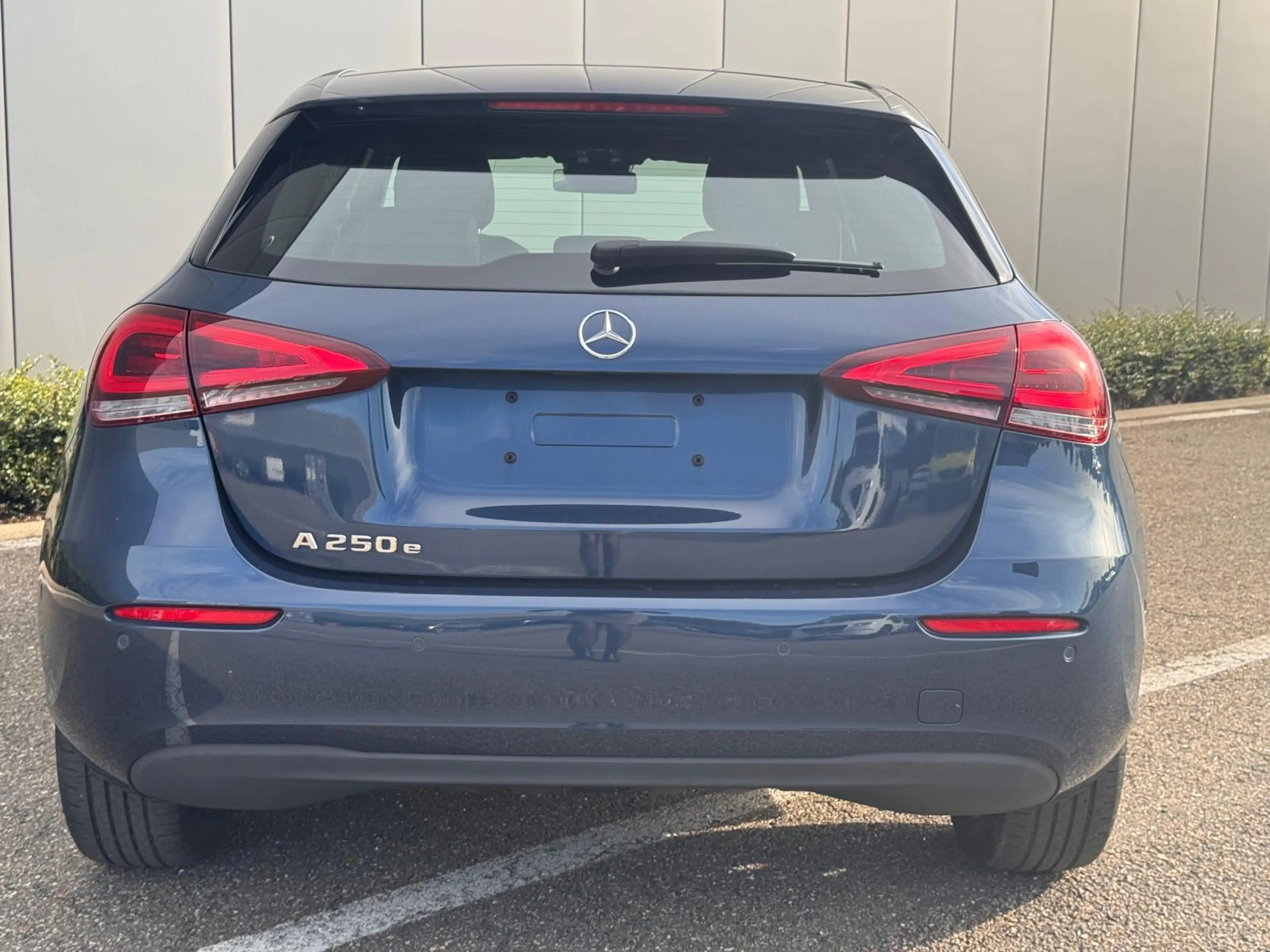 Mercedes-Benz A 250 e Business Solution 250 e Business Line — photo 7