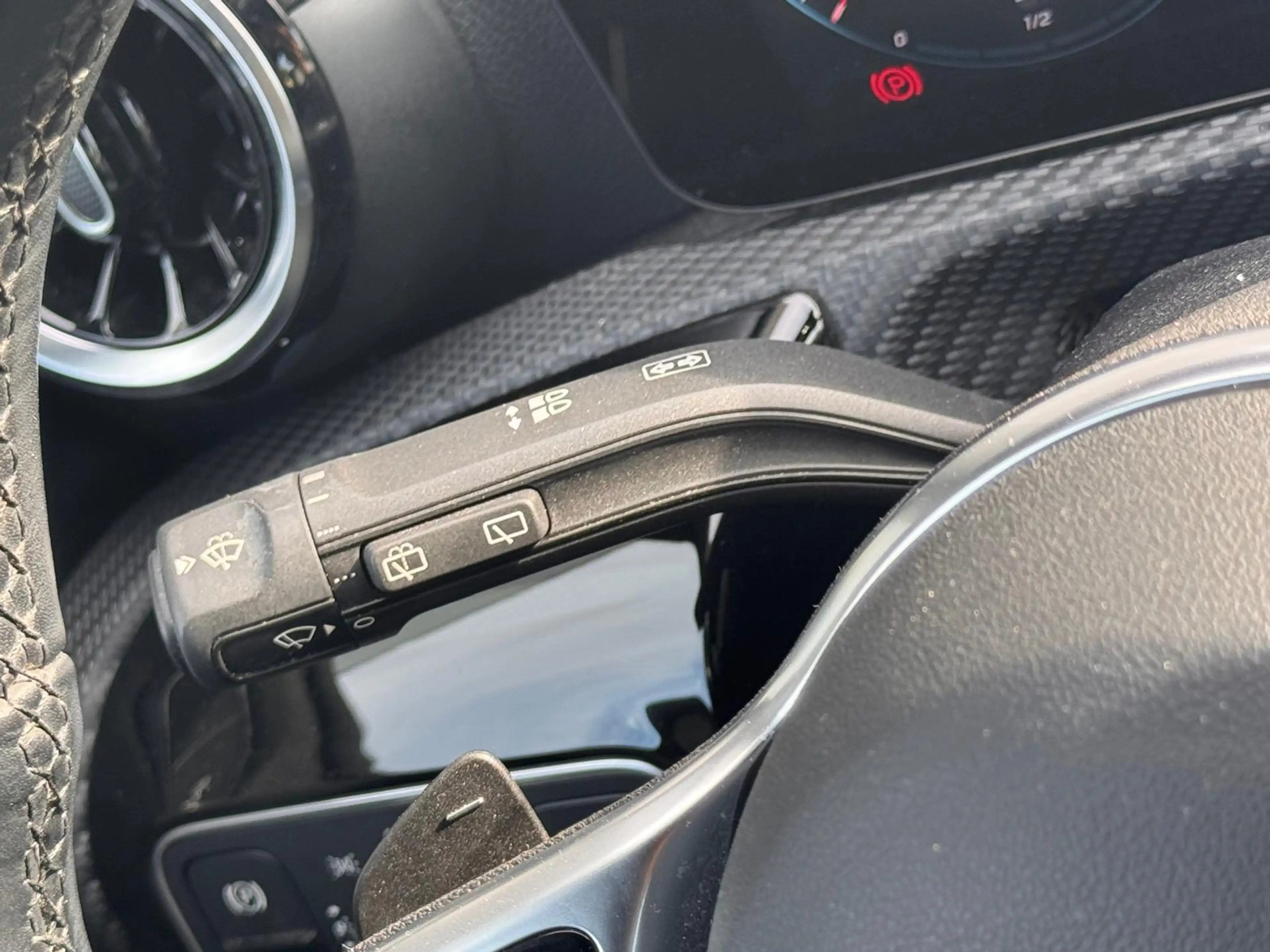 Mercedes-Benz A 250 e Business Solution 250 e Business Line — photo 13