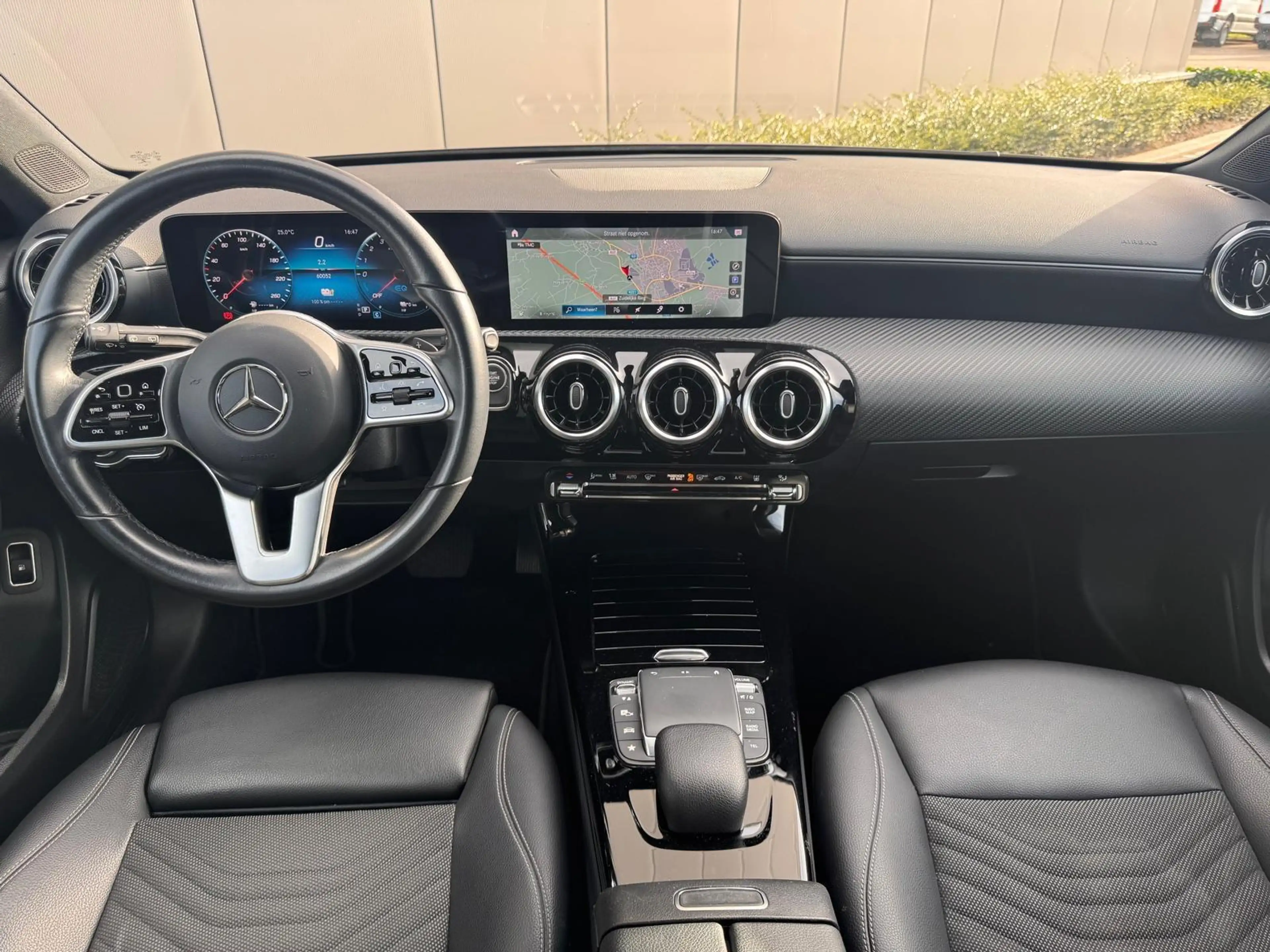Mercedes-Benz A 250 e Business Solution 250 e Business Line — photo 9