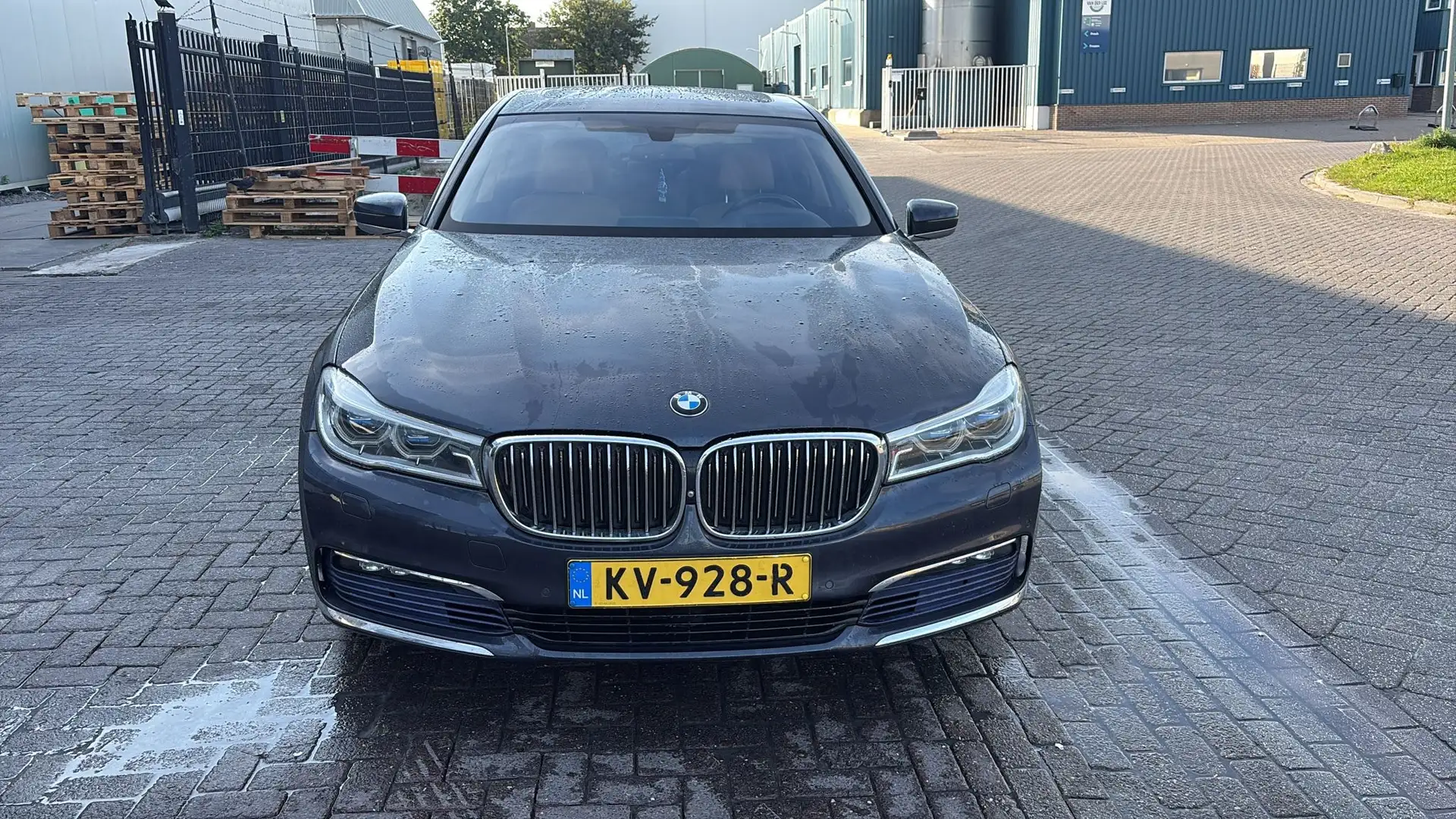 BMW 740 740Le xDrive iPerformance - 2