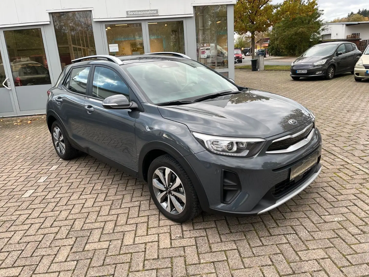 Kia Stonic Vision +Sitzheiz/Einpark/Winterpaket+ Gris - 2