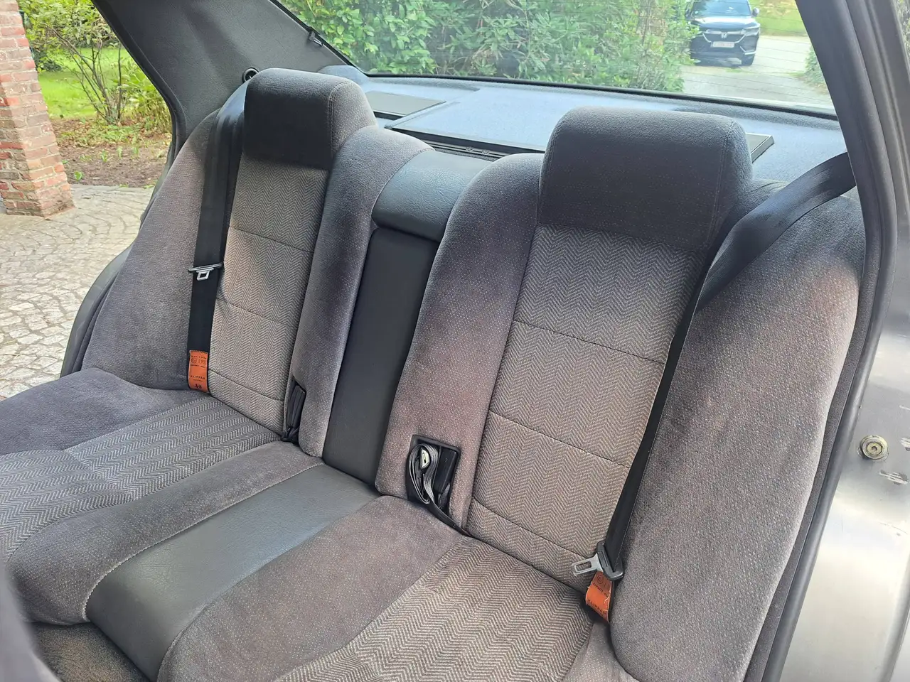 Alfa Romeo 75 V6 3.0 America, foto 12
