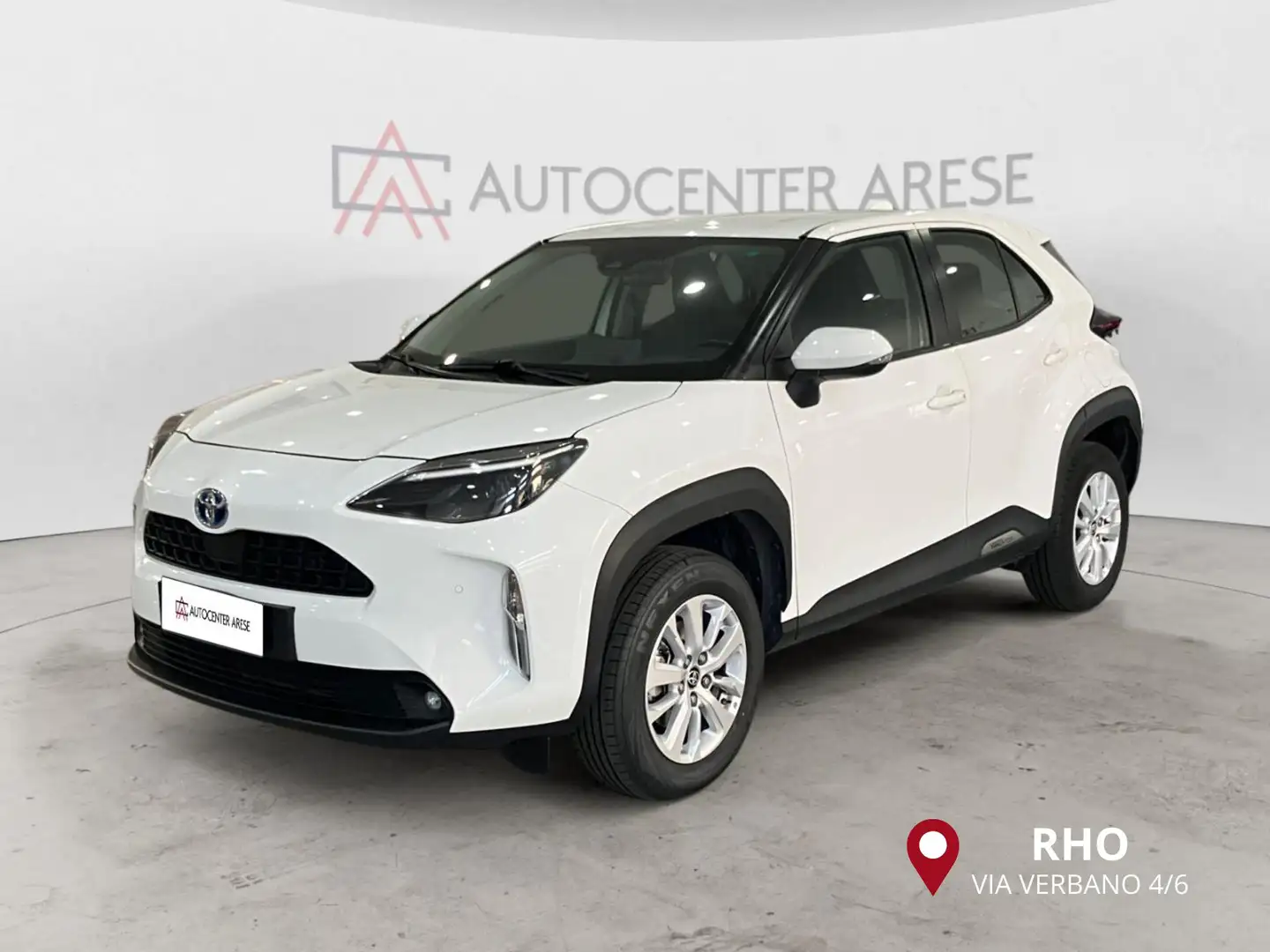 Toyota Yaris Cross 1.5 Hybrid 5p. E-CVT AWD-i Business Blanco - 1