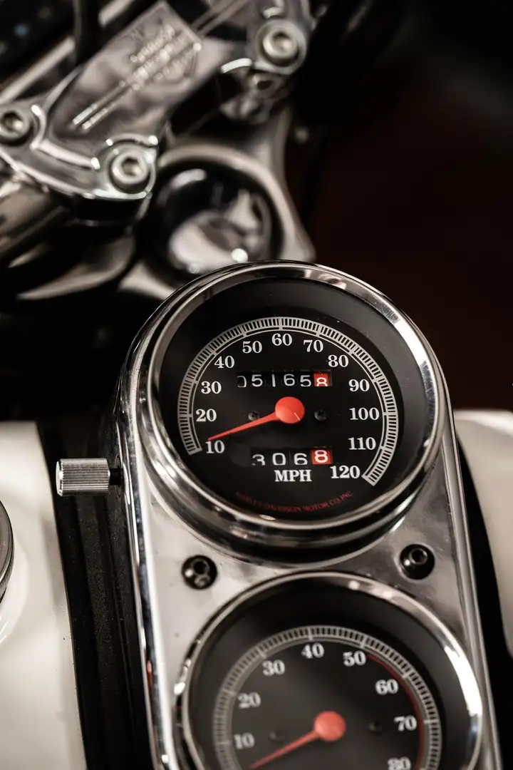 Harley-Davidson Dyna Super Glide Blanco - 1