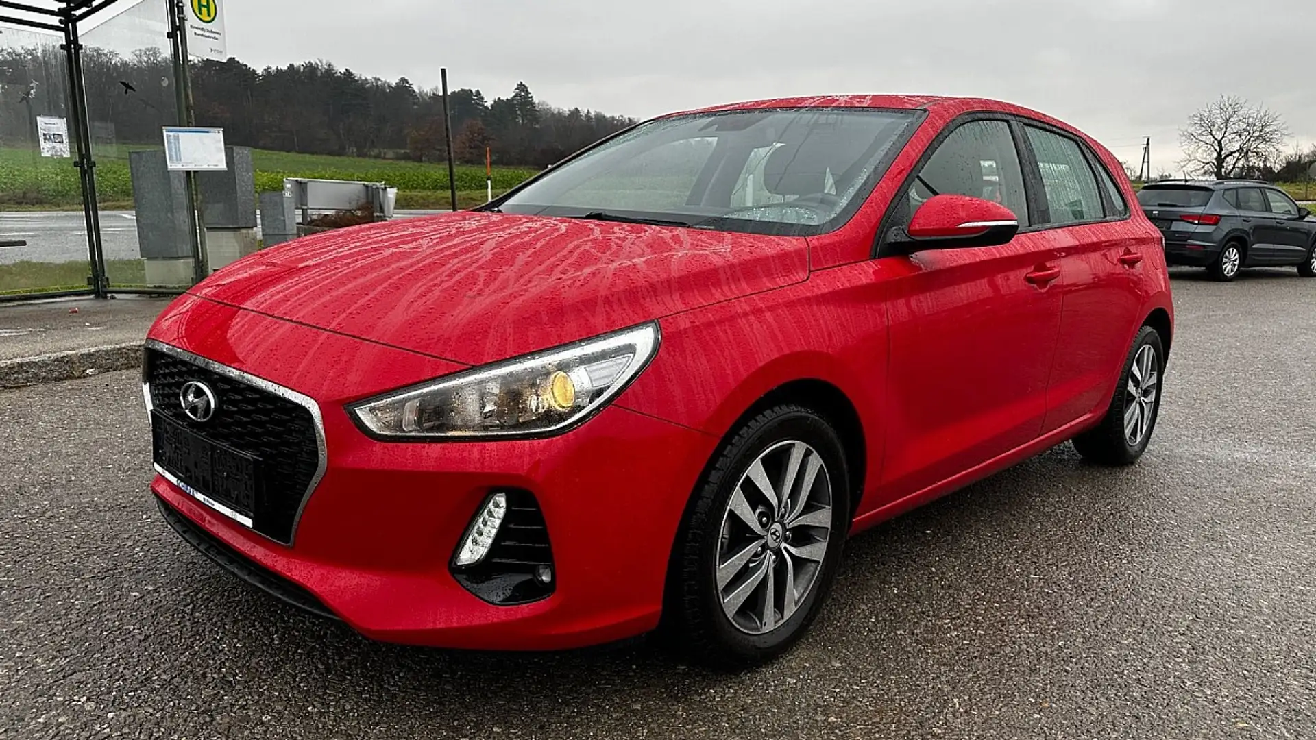 Hyundai i30 1,6 CRDi Life Start/Stopp Rot - 2