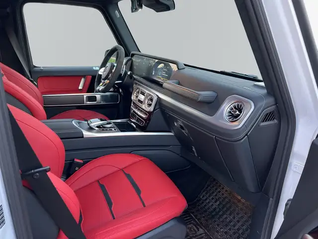 Mercedes-Benz G 63 Amg view 9