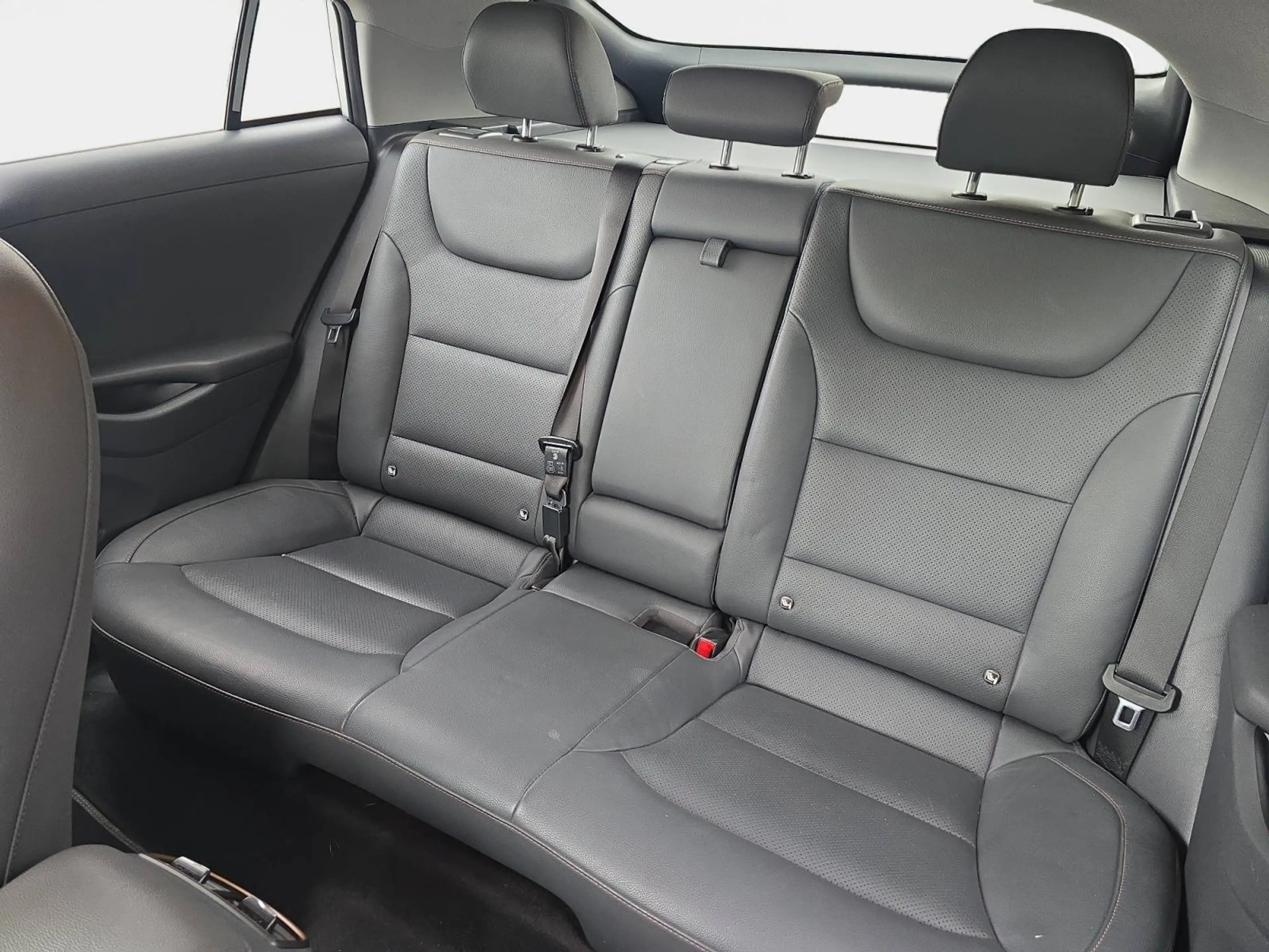 Hyundai IONIQ Trend Elektro — photo 14