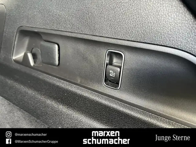 Mercedes-Benz Gle view 14