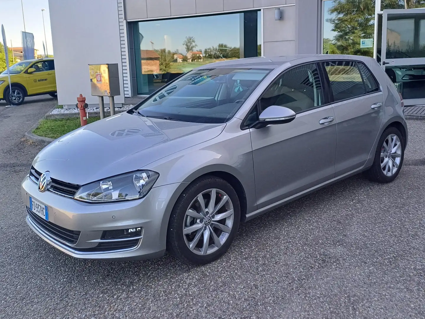Volkswagen Golf Golf VII 2013 5p 1.6 tdi Executive 110cv dsg Grigio - 1