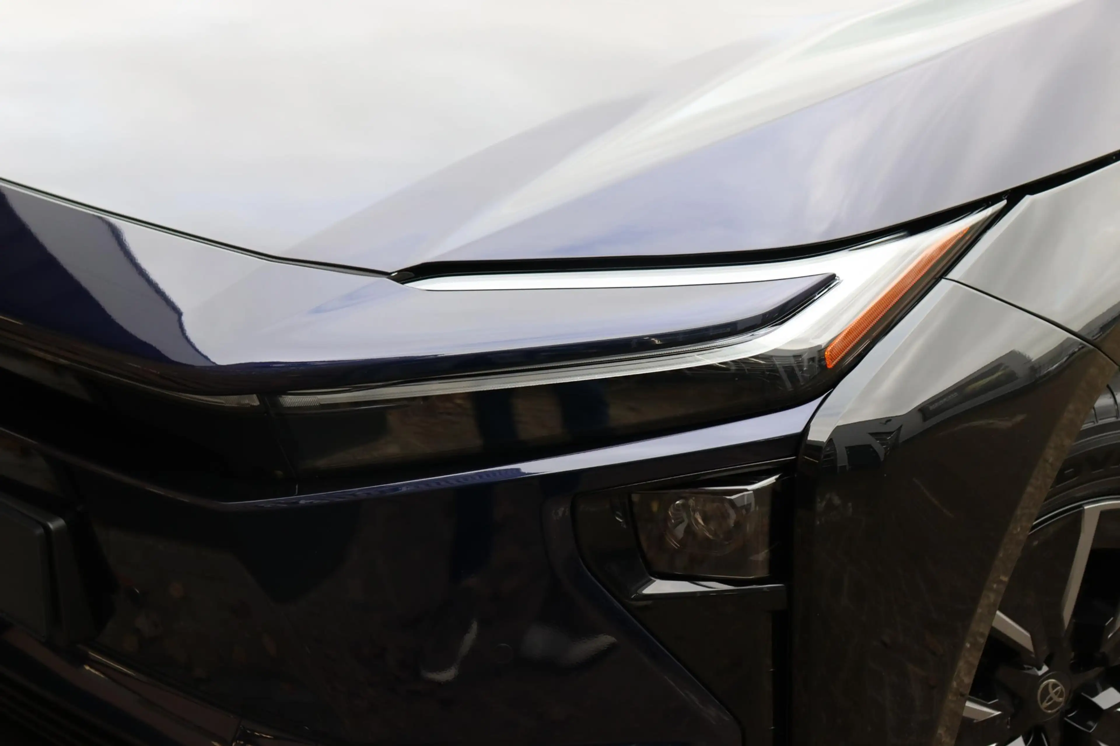 Toyota bZ4X Dynamic 73 kWh, VERWACHT, in november leverbaar me — photo 11
