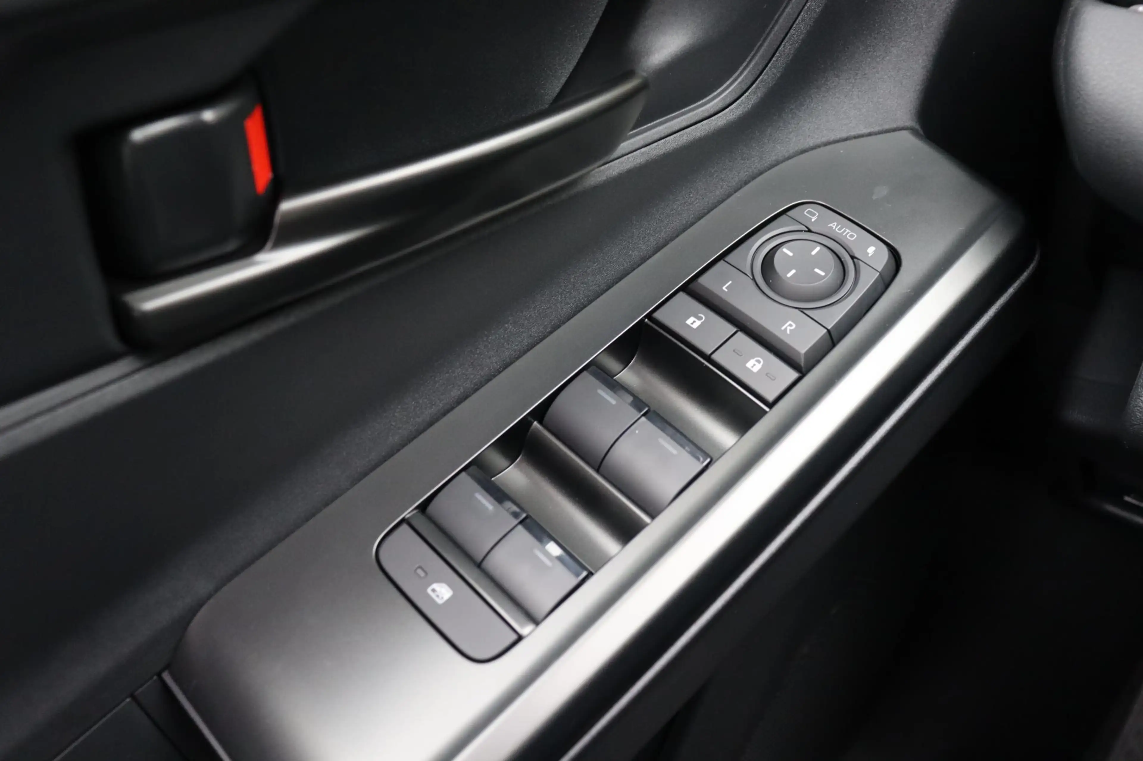 Toyota bZ4X Dynamic 73 kWh, VERWACHT, in november leverbaar me — photo 14