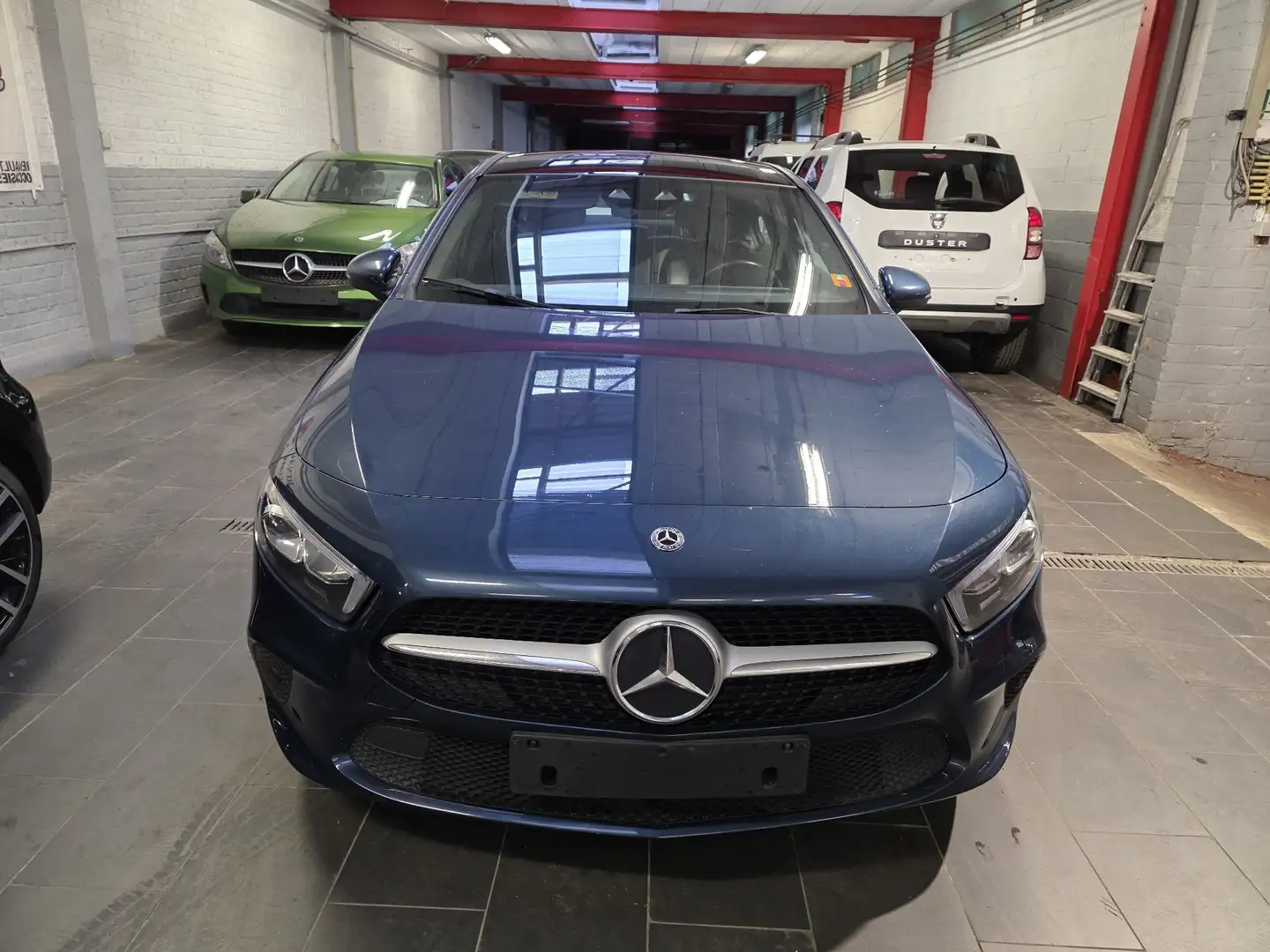Mercedes-Benz A 180 d 7G-DCT AMG Line Bleu - 1