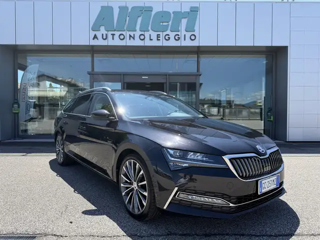 Skoda Superb Wagon 2.0tdi E6D Sportline 4x4 200cv dsg Pelle IVA