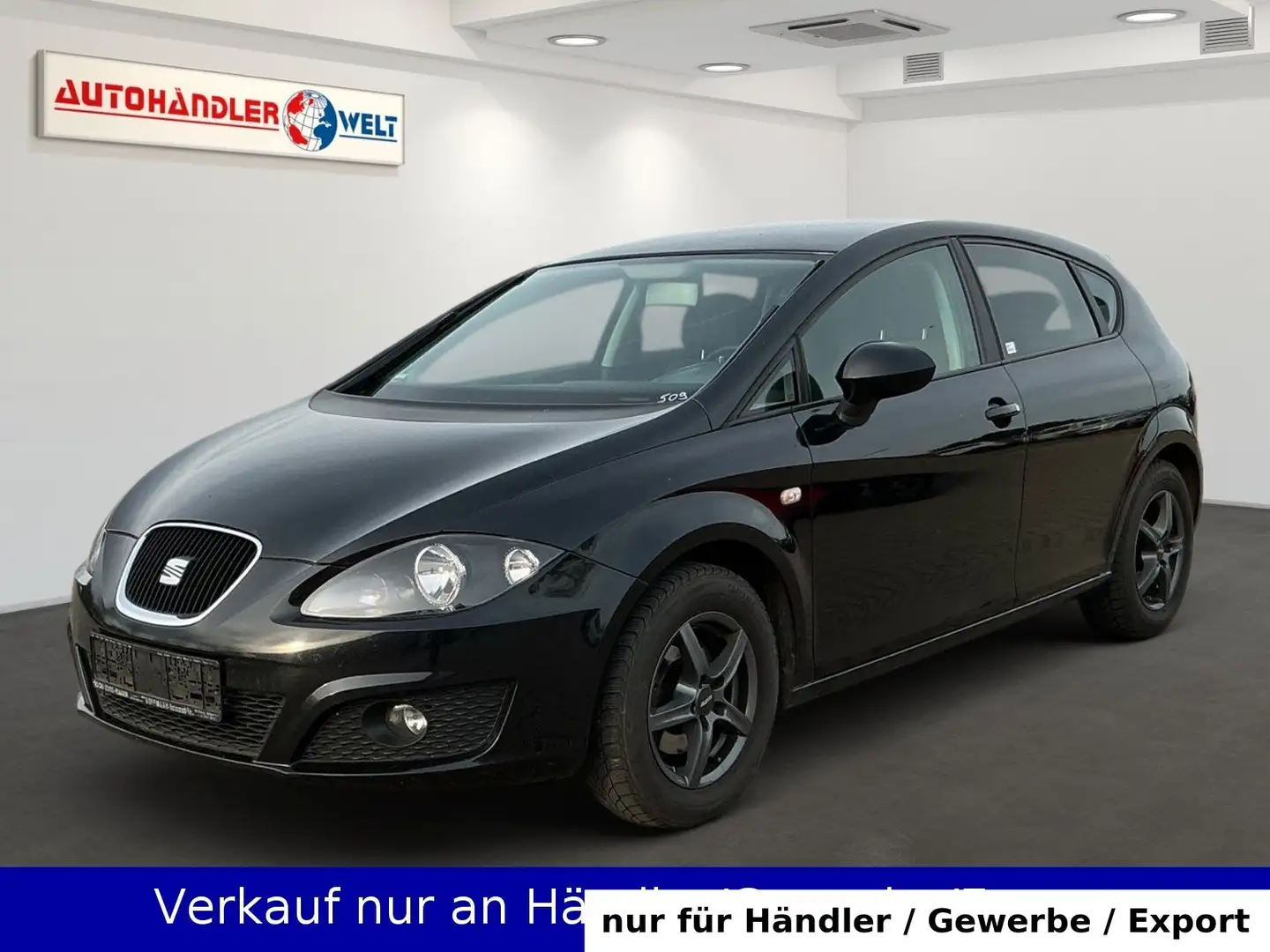 SEAT Leon 1.6 TDI Style Automatik Schwarz - 1