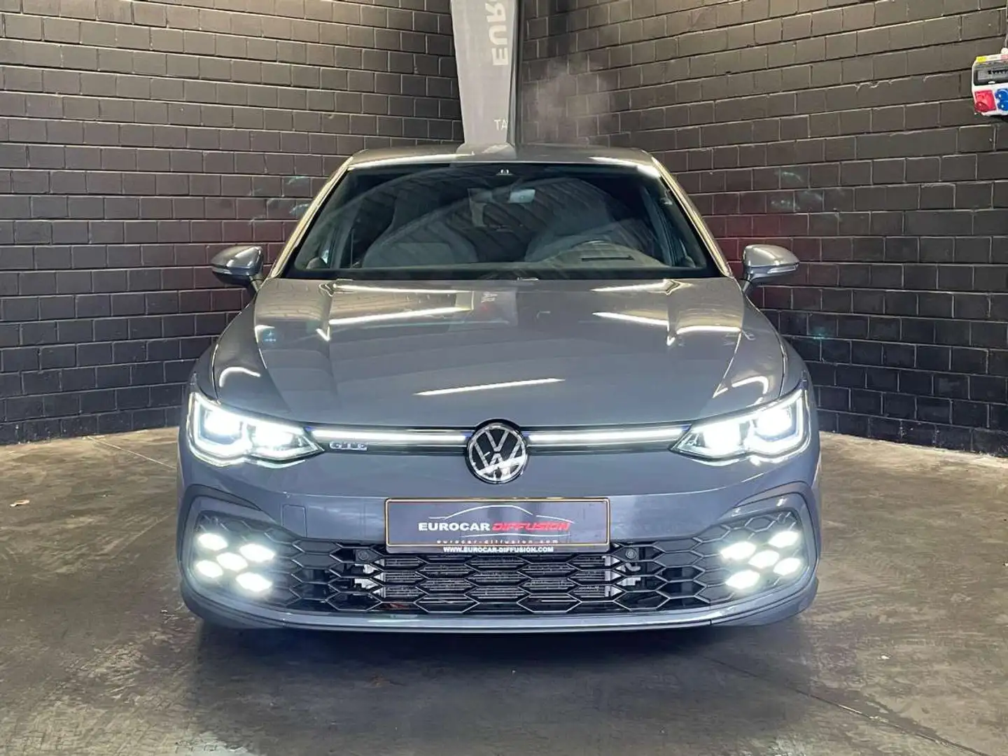 Volkswagen Golf GTE 1.4 TSI eHYBRID 245CV DSG6 ** Attelage * Gris - 2