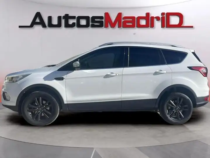 Ford Kuga 1.5 EcoB. 120 Trend S&S 4x2 2018, foto 27