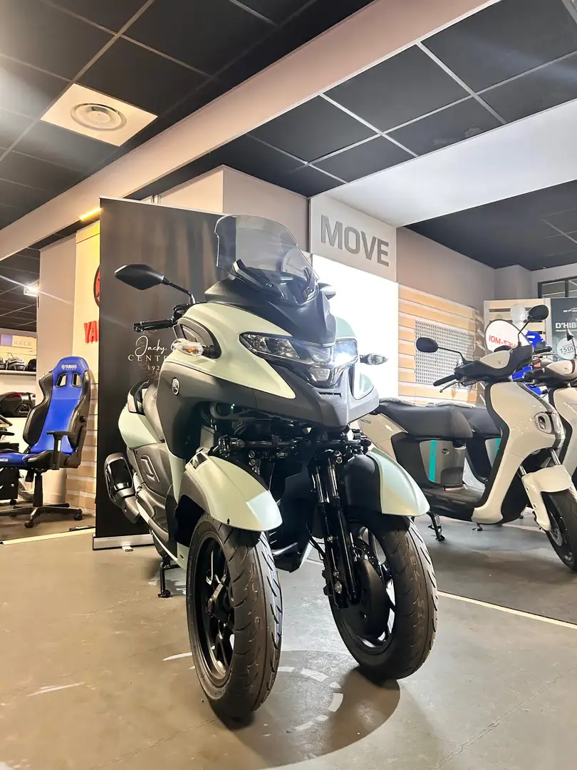 Yamaha TriCity Vert - 1