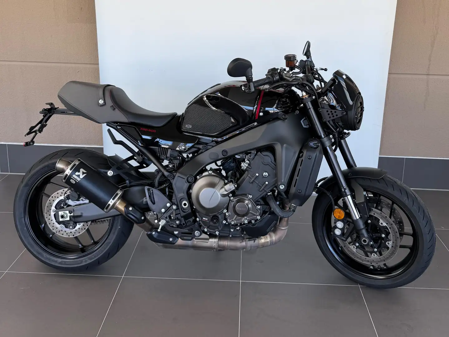 Yamaha XSR 900 ABS, TCs, Fahrmodis Schwarz - 1