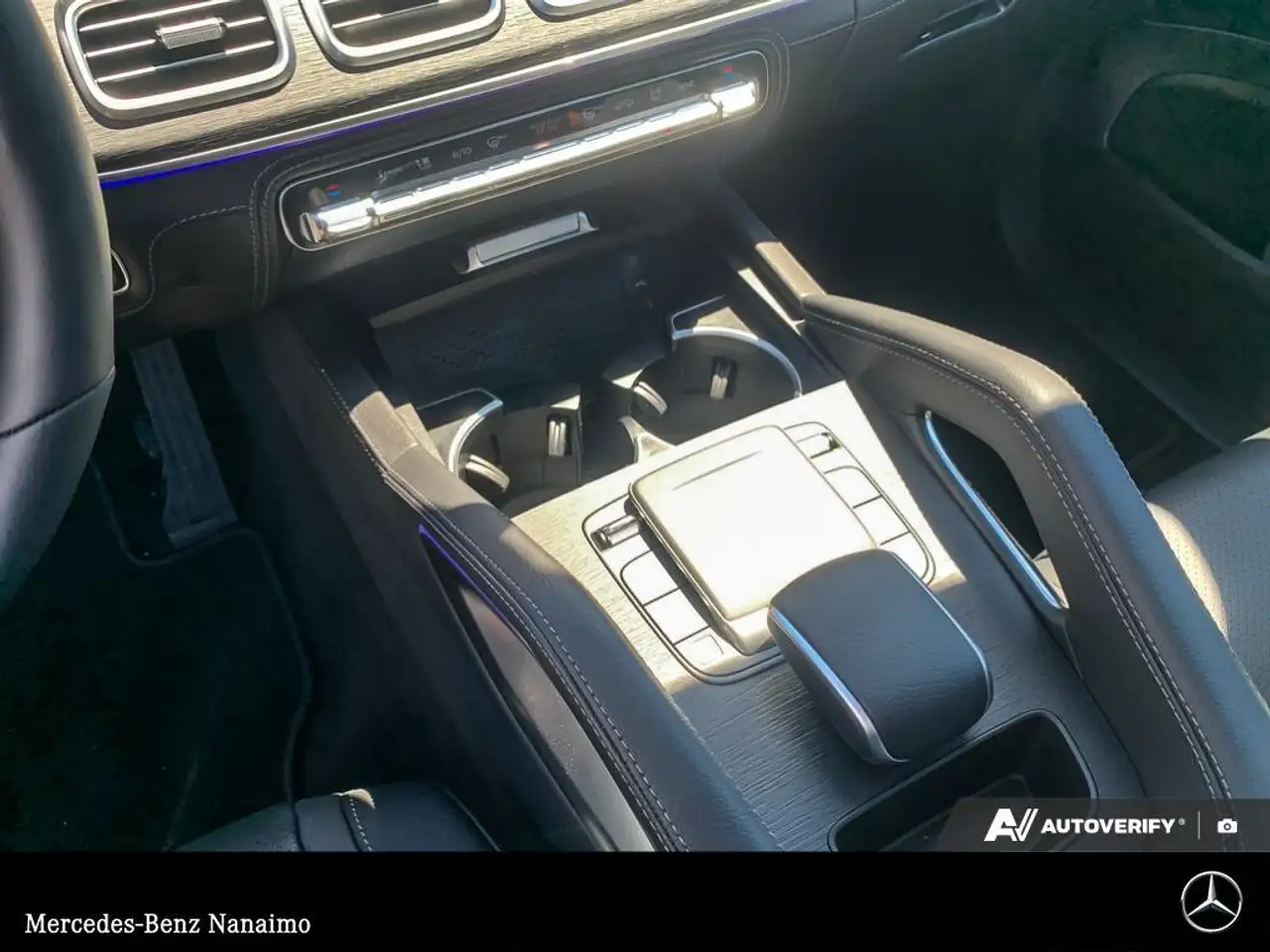 Mercedes-Benz GLE снимка Mercedes-Benz GLE