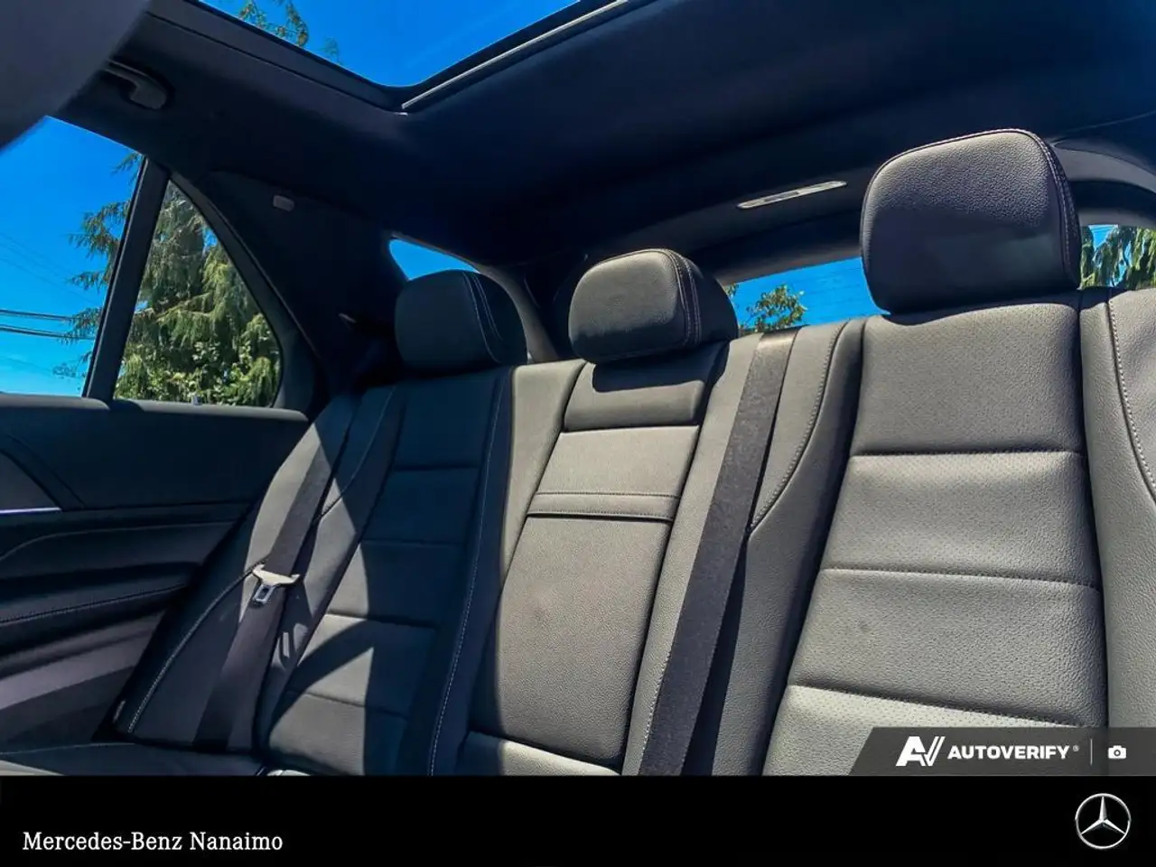 Mercedes-Benz GLE снимка Mercedes-Benz GLE