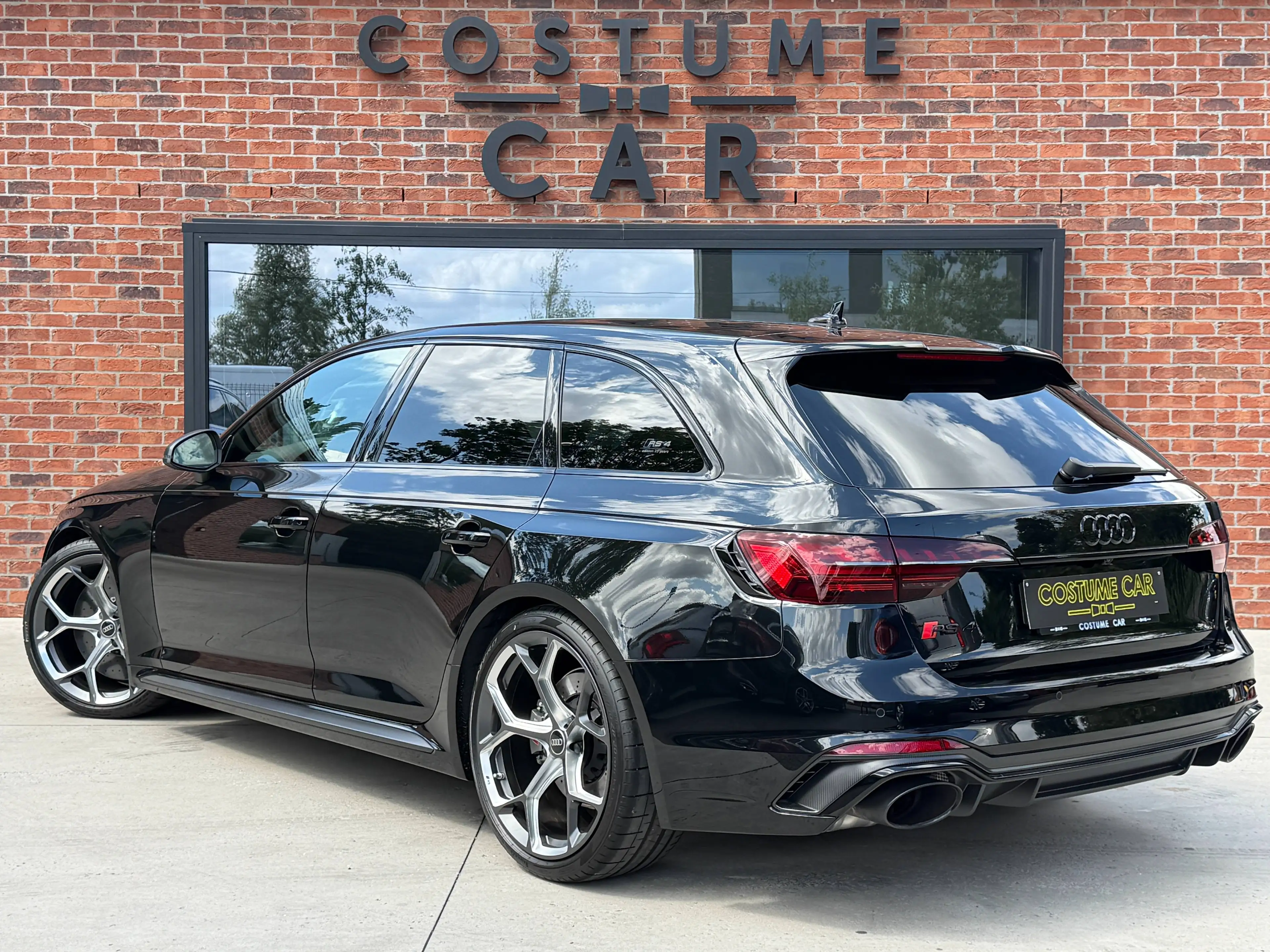 Audi RS4 RS4 Avant 2.9 V6 TFSI Quattro 25 Years Edition Tiptronic — photo 3