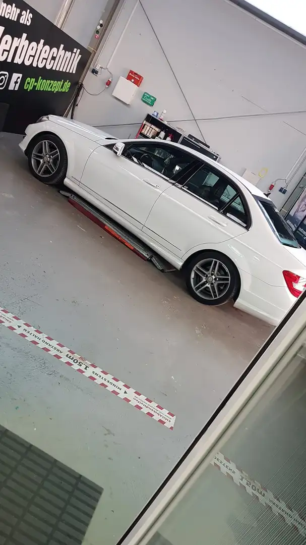 Mercedes-Benz C 220 (BlueTEC) d AMG Line - 2