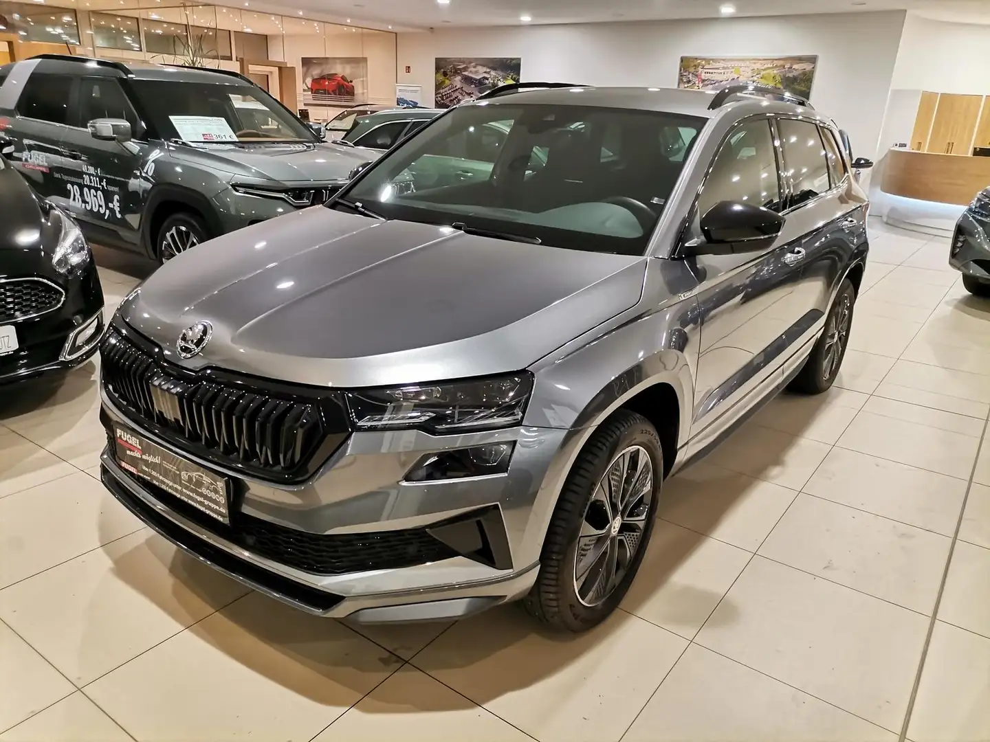 Skoda Karoq 2.0 TSI DSG Sportline 4x4 Matrix|ACC|Navi|RFK Gris - 2