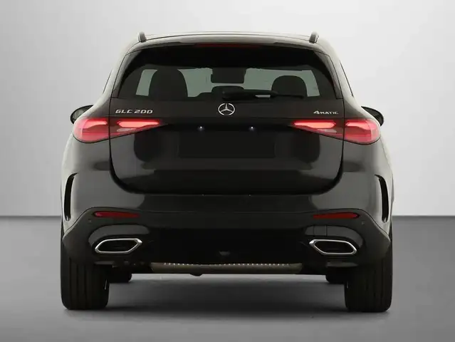 Mercedes-Benz GLC view 11