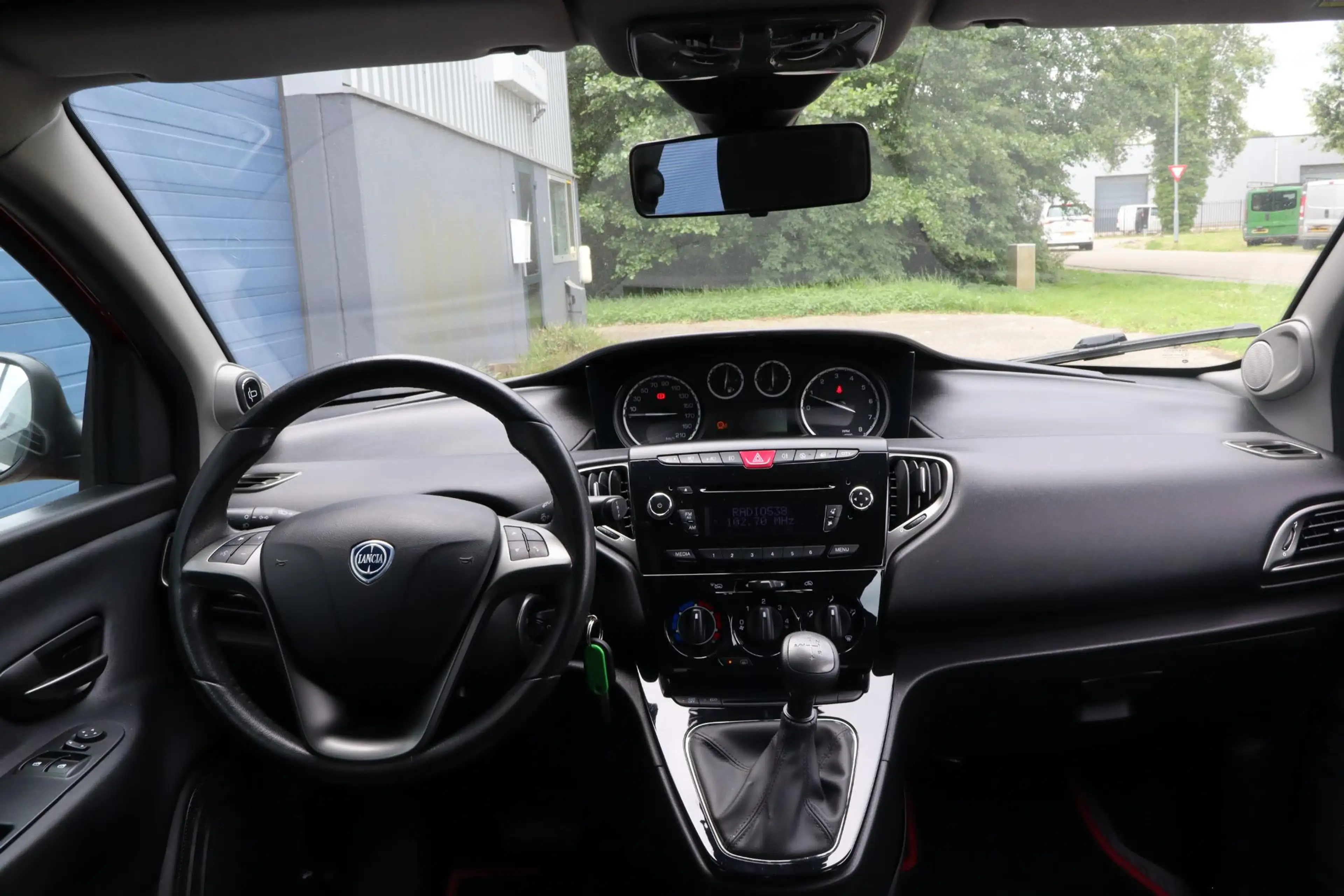 Lancia Ypsilon 0.9 TwinAir Elefantino Plus | Airco | Automaat — photo 4