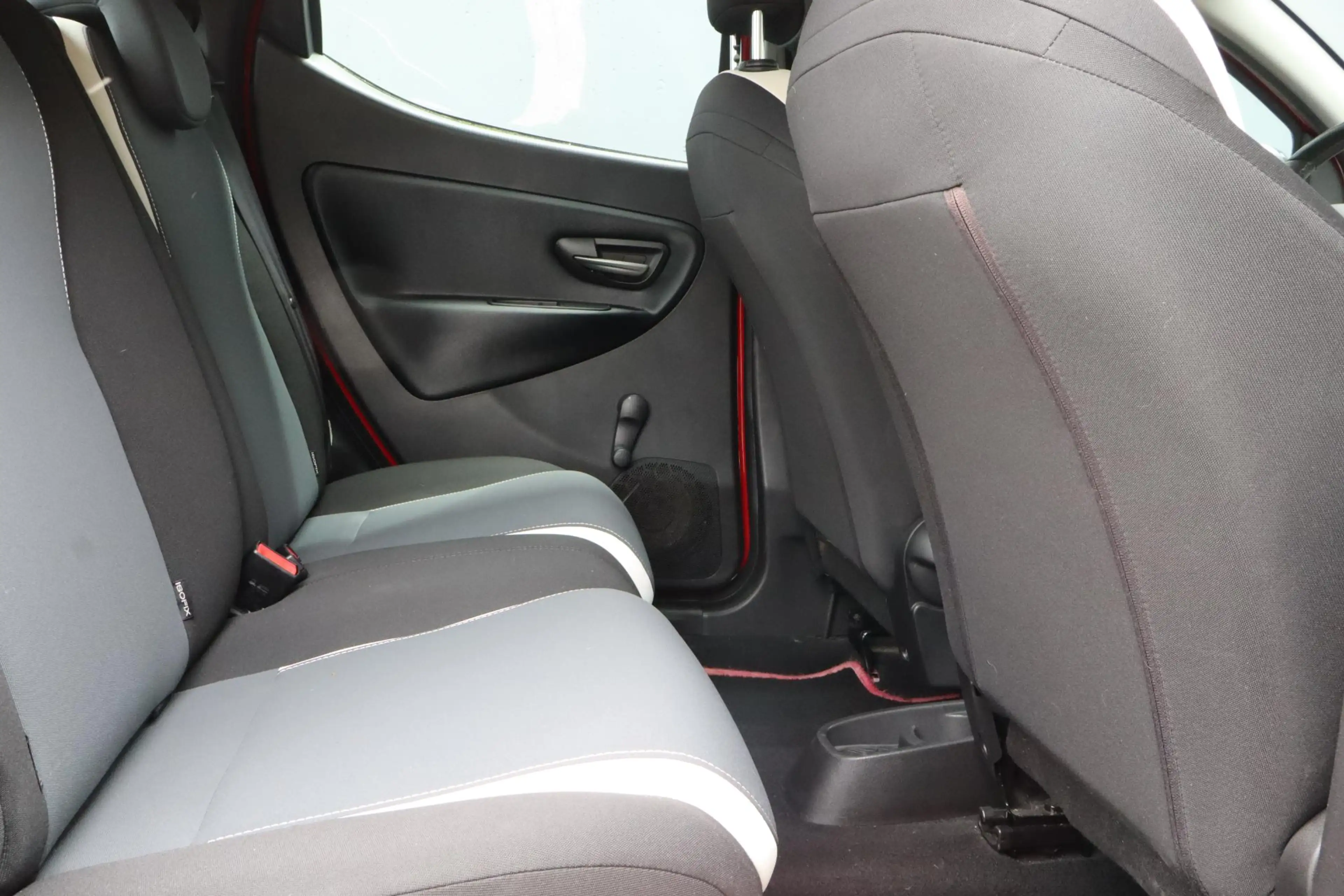 Lancia Ypsilon 0.9 TwinAir Elefantino Plus | Airco | Automaat — photo 19