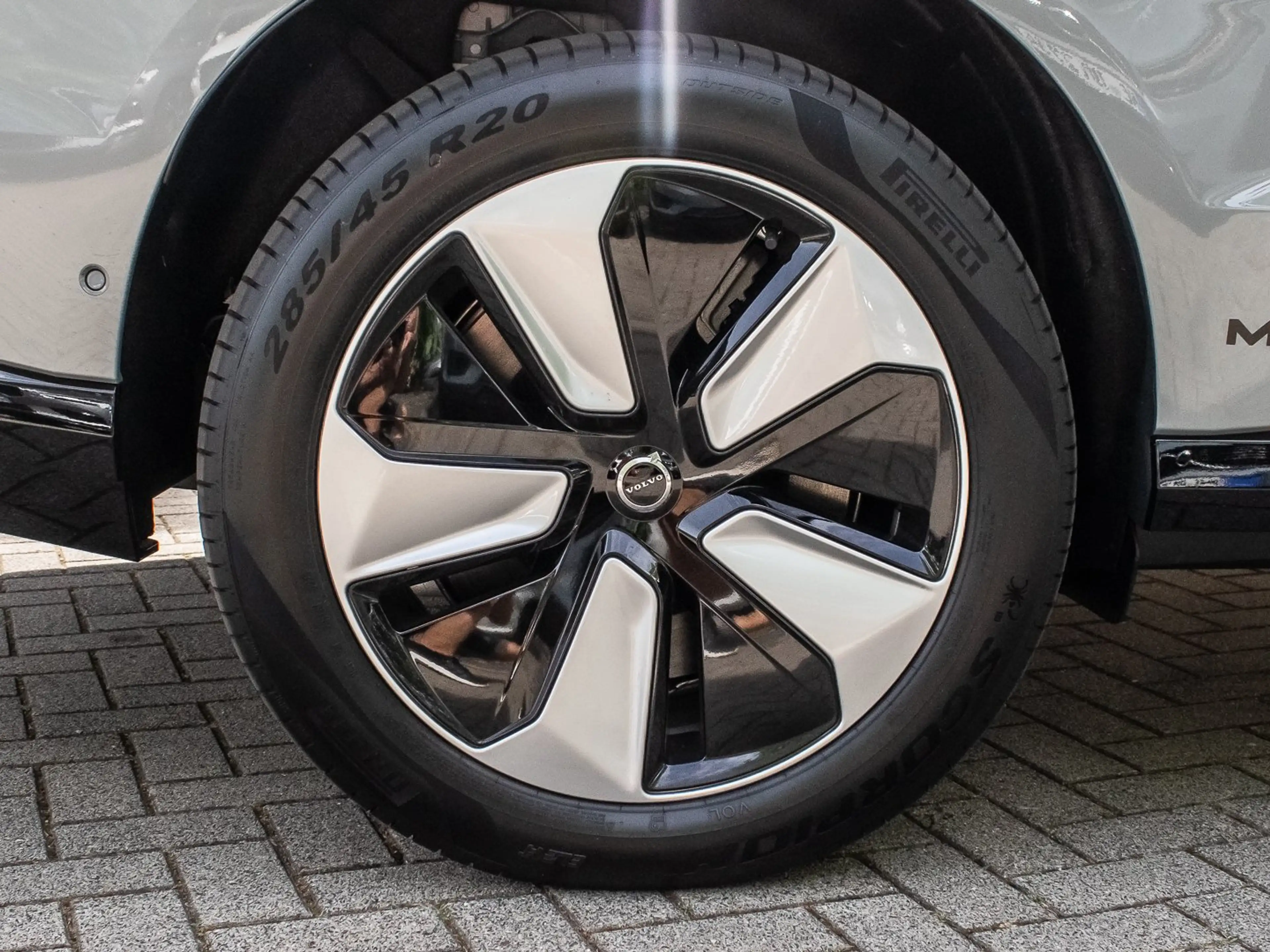 Volvo EX90 Twin Motor Performance Elektrisch Plus AHK — photo 7