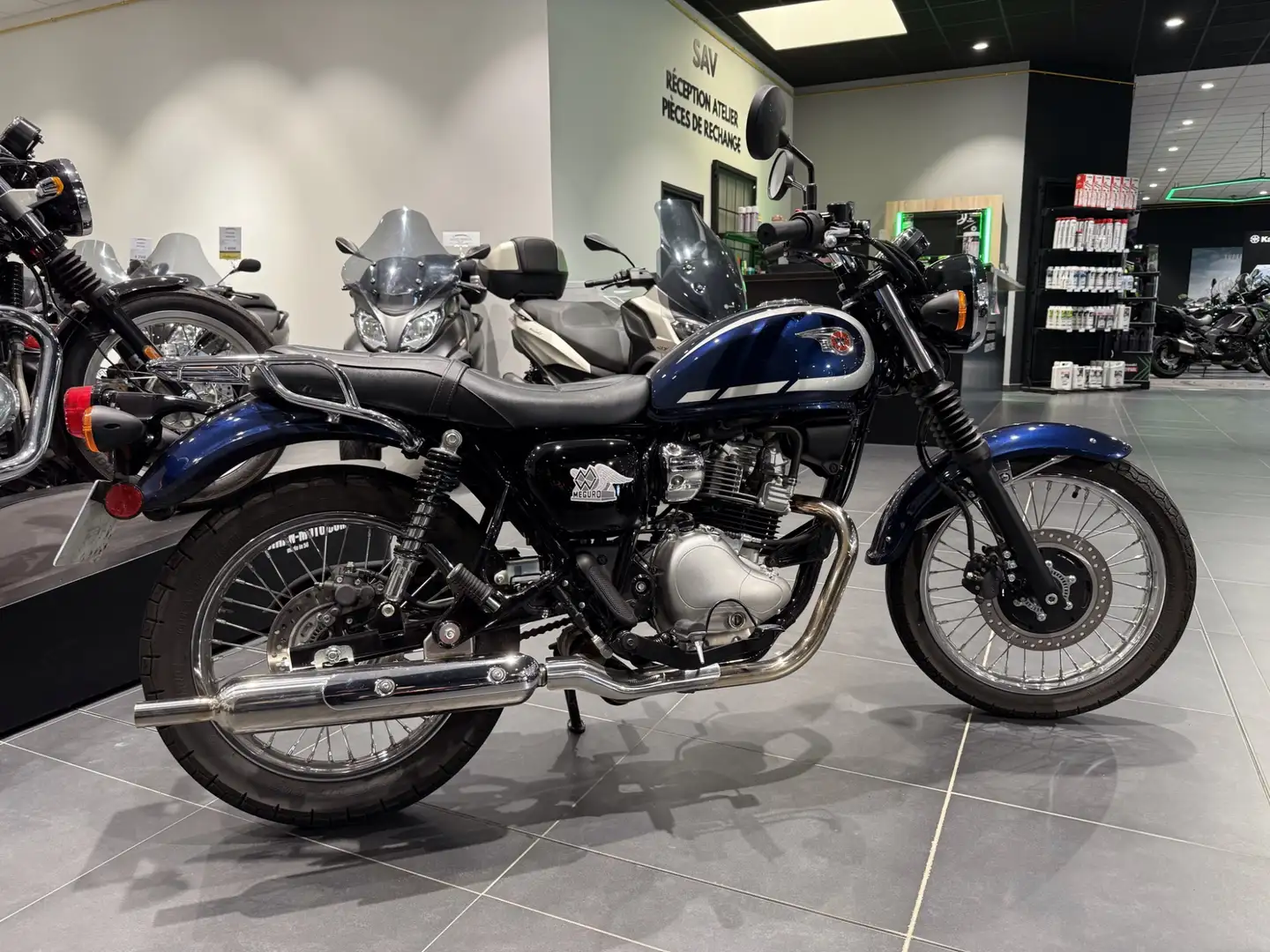 Kawasaki Bleu - 2