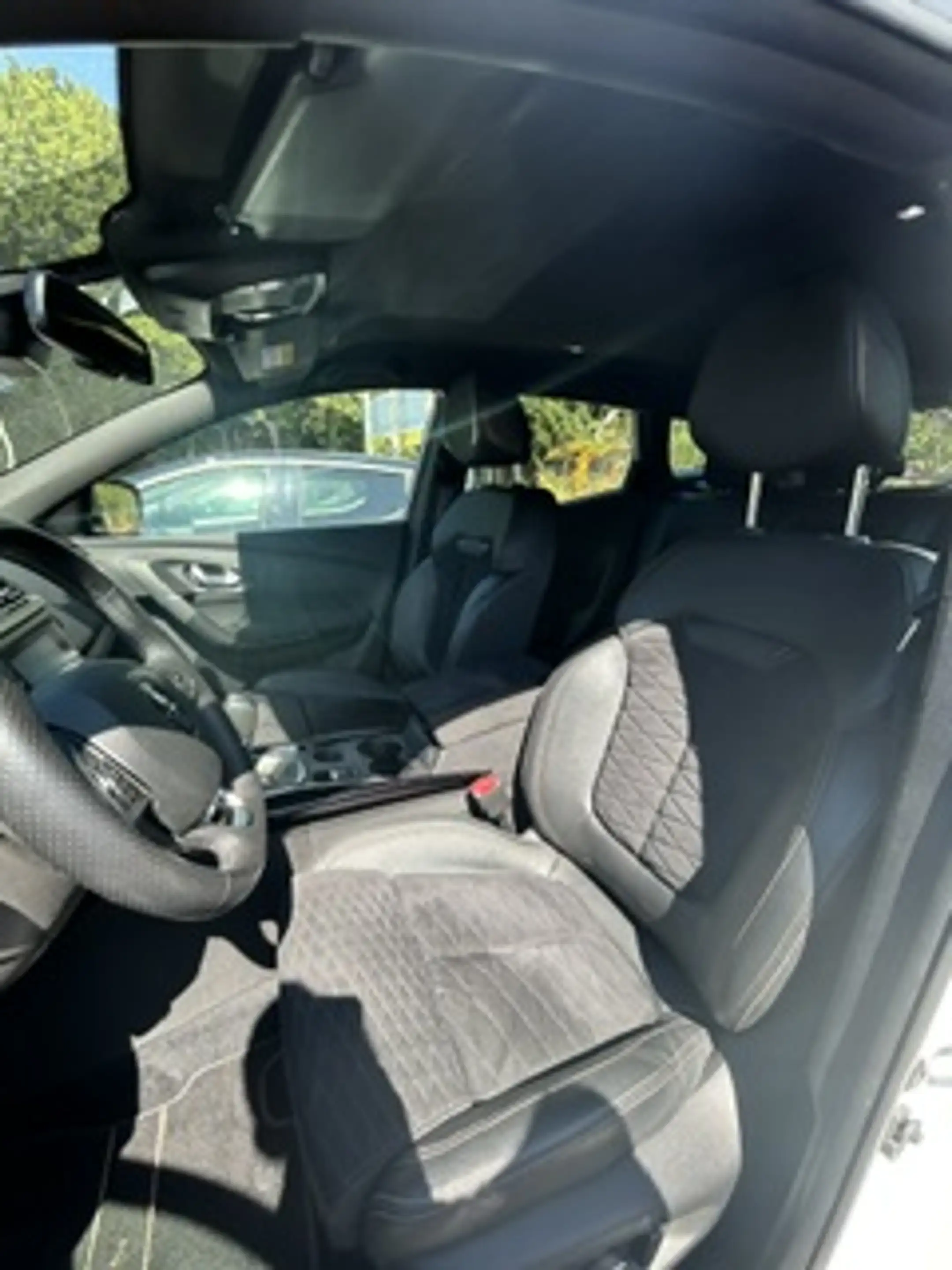 Renault Kadjar Black Edition TCe160 AUTOMATIK — photo 9
