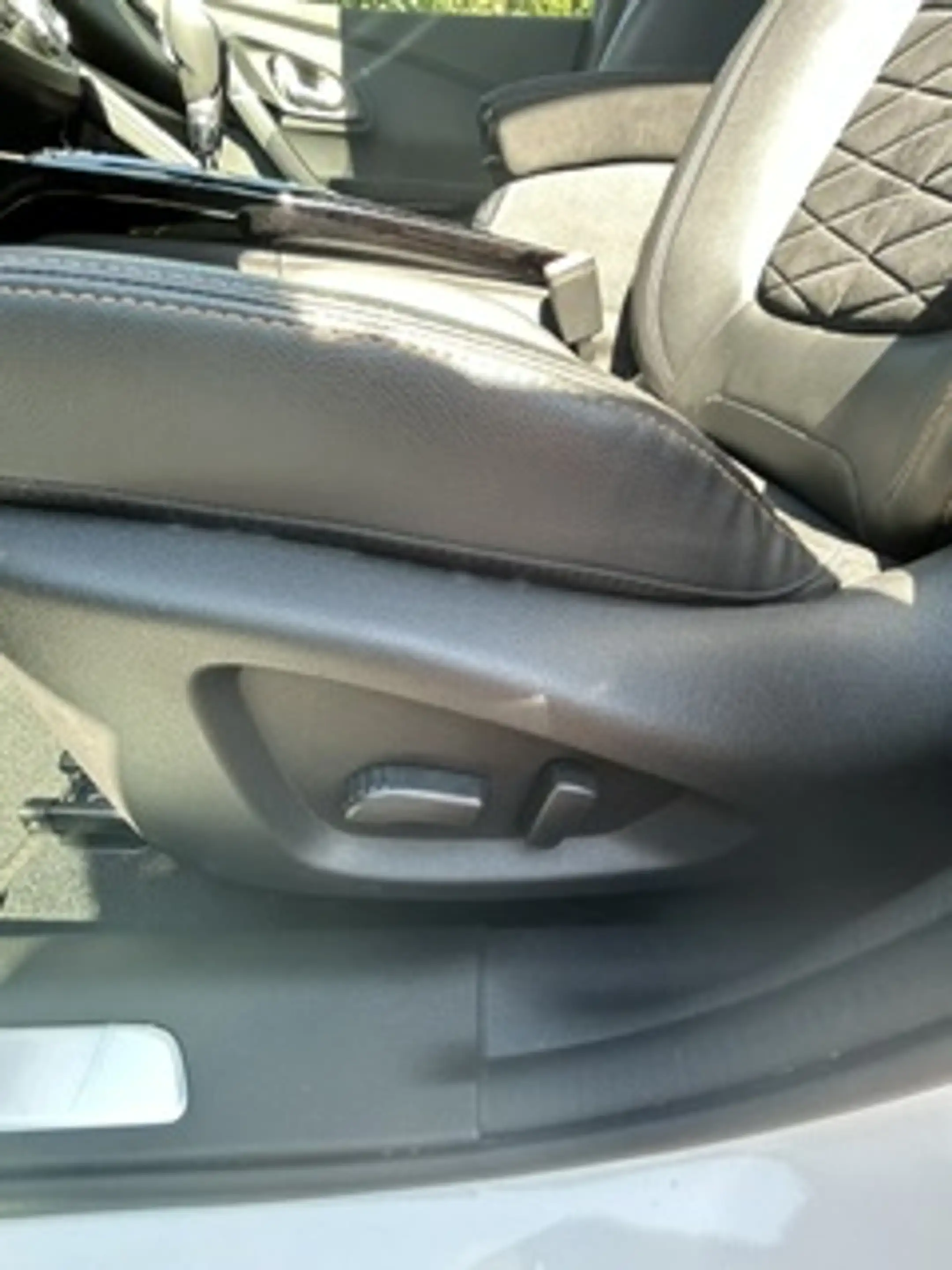 Renault Kadjar Black Edition TCe160 AUTOMATIK — photo 12