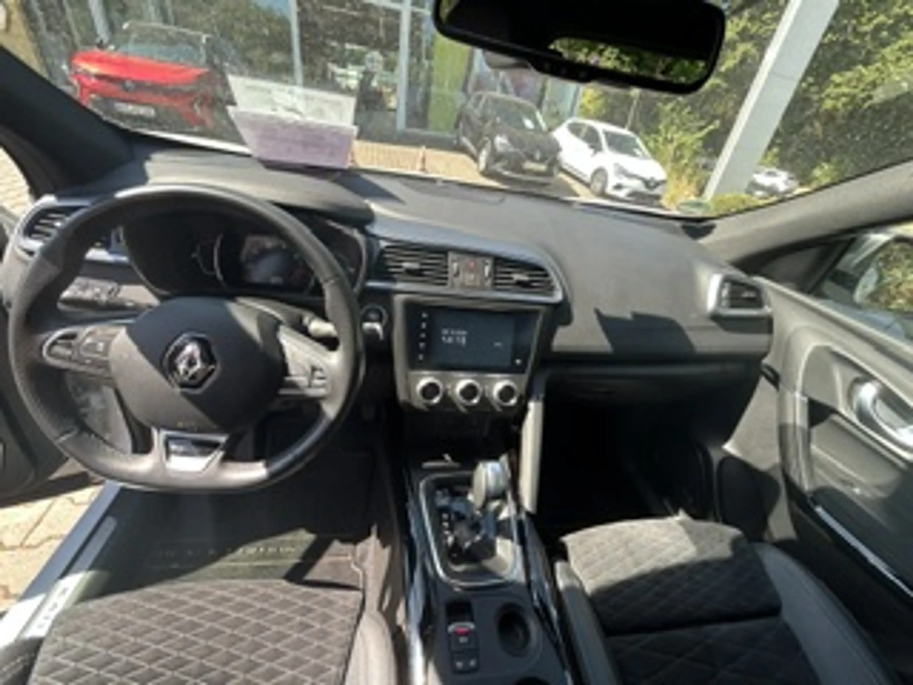 Renault Kadjar Black Edition TCe160 AUTOMATIK — photo 7