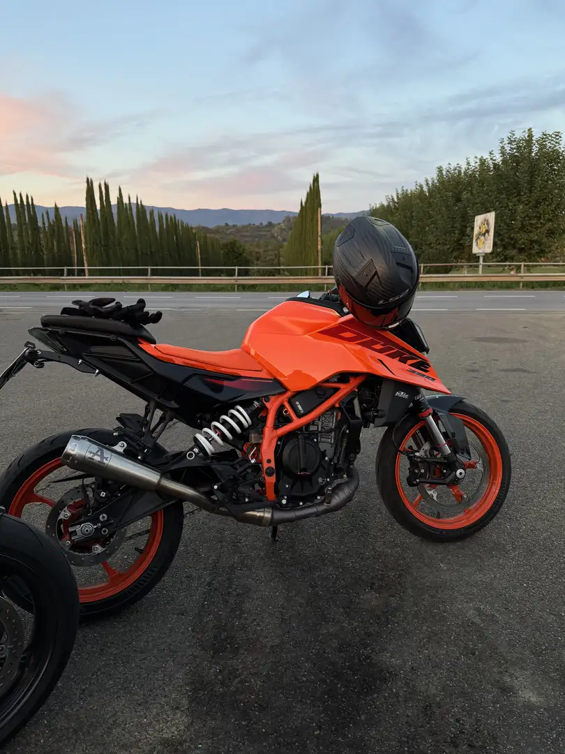 KTM 390 Duke Orange - 1