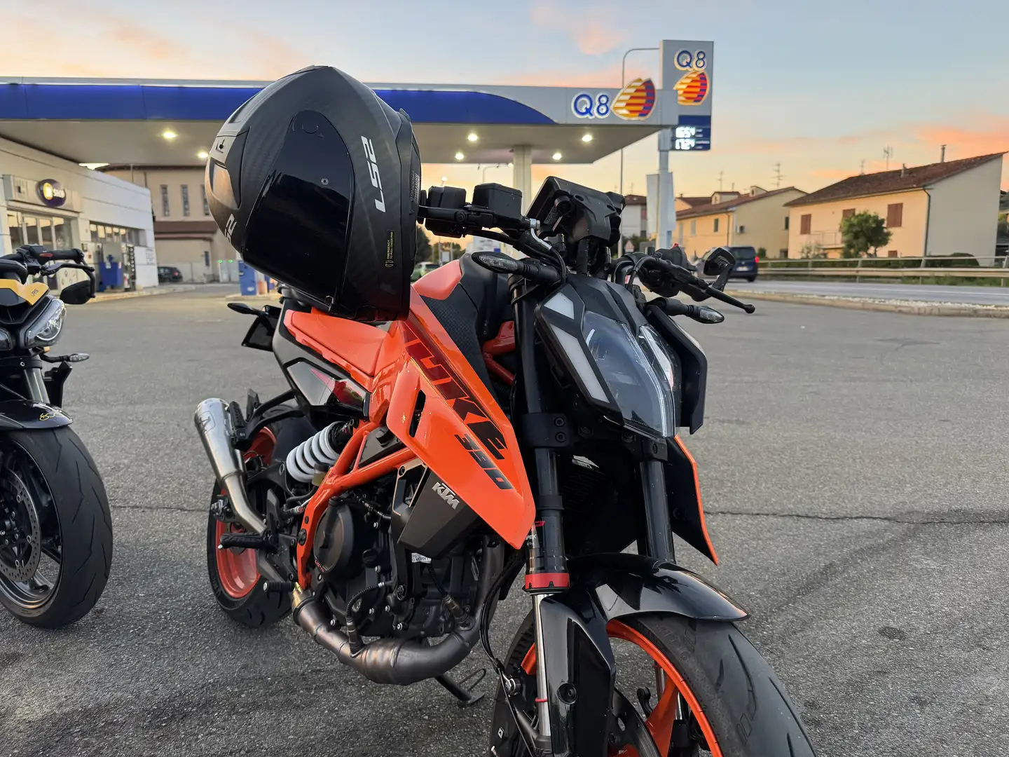 KTM 390 Duke Orange - 2