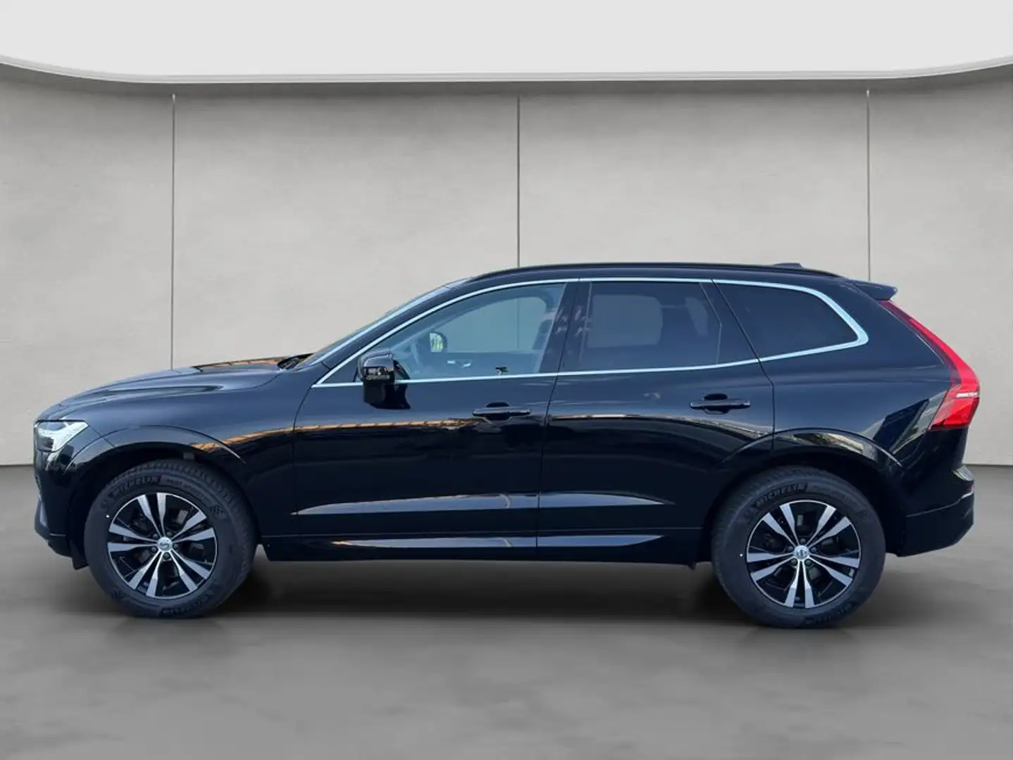 Volvo XC60 XC60 B4 B Geartronic Momentum Pro Schwarz - 2