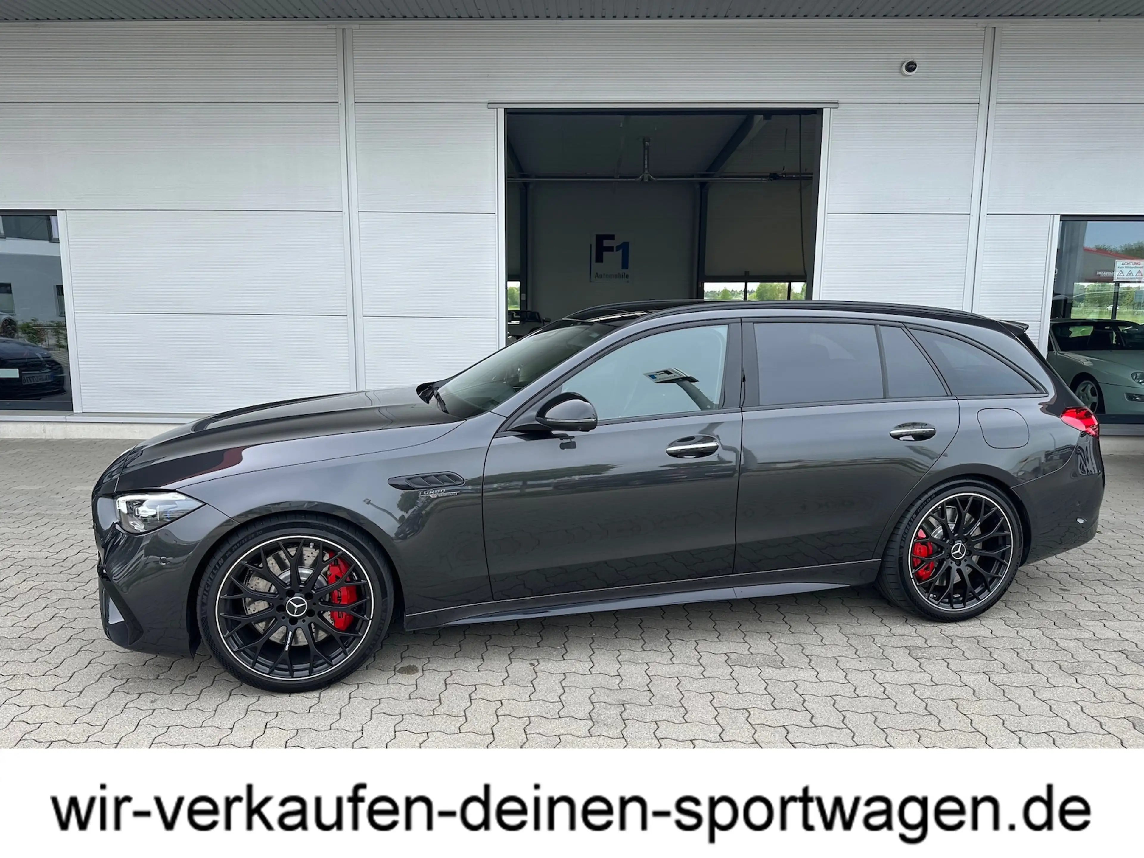 Mercedes-Benz C 63 AMG T 4Matic+ S E Performance (Design- und Ausstattung — photo 2