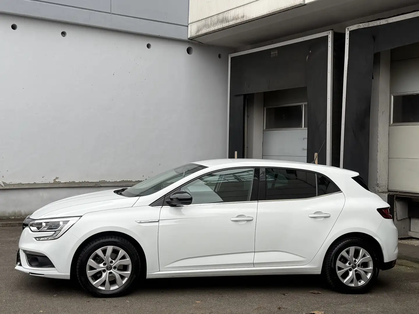 Renault Megane Limited Automatik Navi Sitzheizung Tempo Blanc - 2