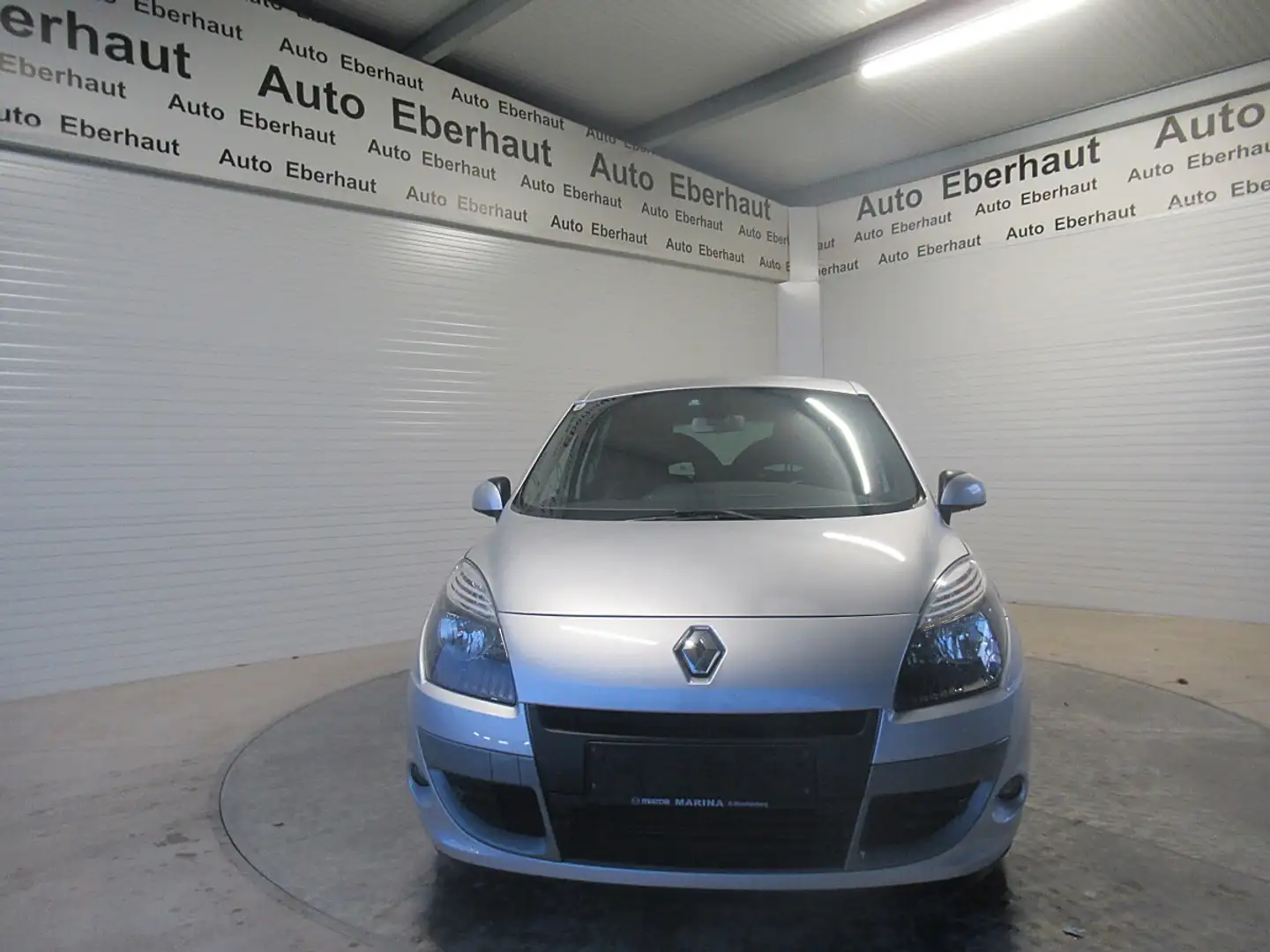 Renault Megane Mégane Grandtour TomTom dCi 130 DPF Silber - 2