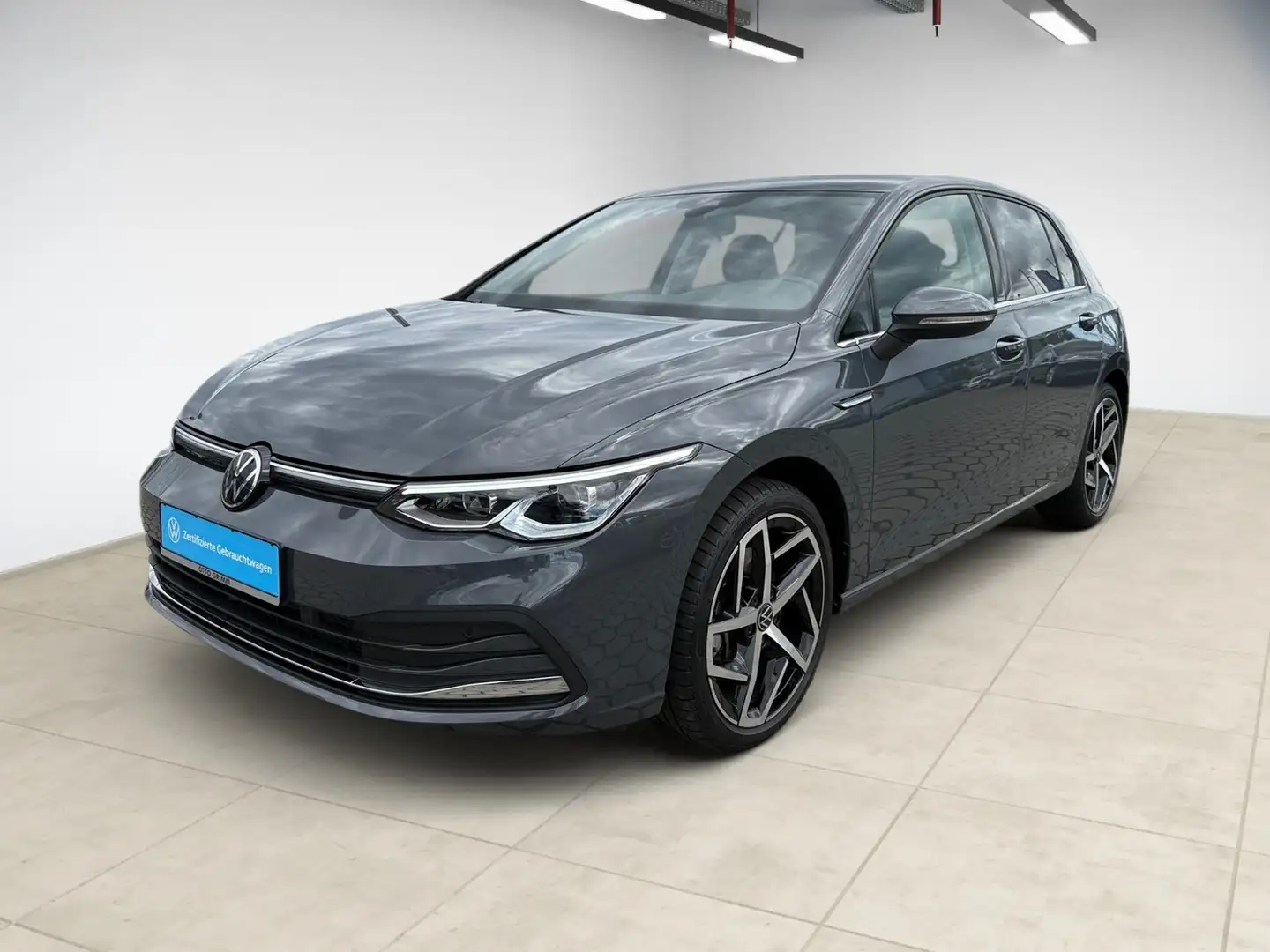 Volkswagen Golf VIII 2.0 TSI Style DSG KLIMA LED NAVI ALU Grau - 2